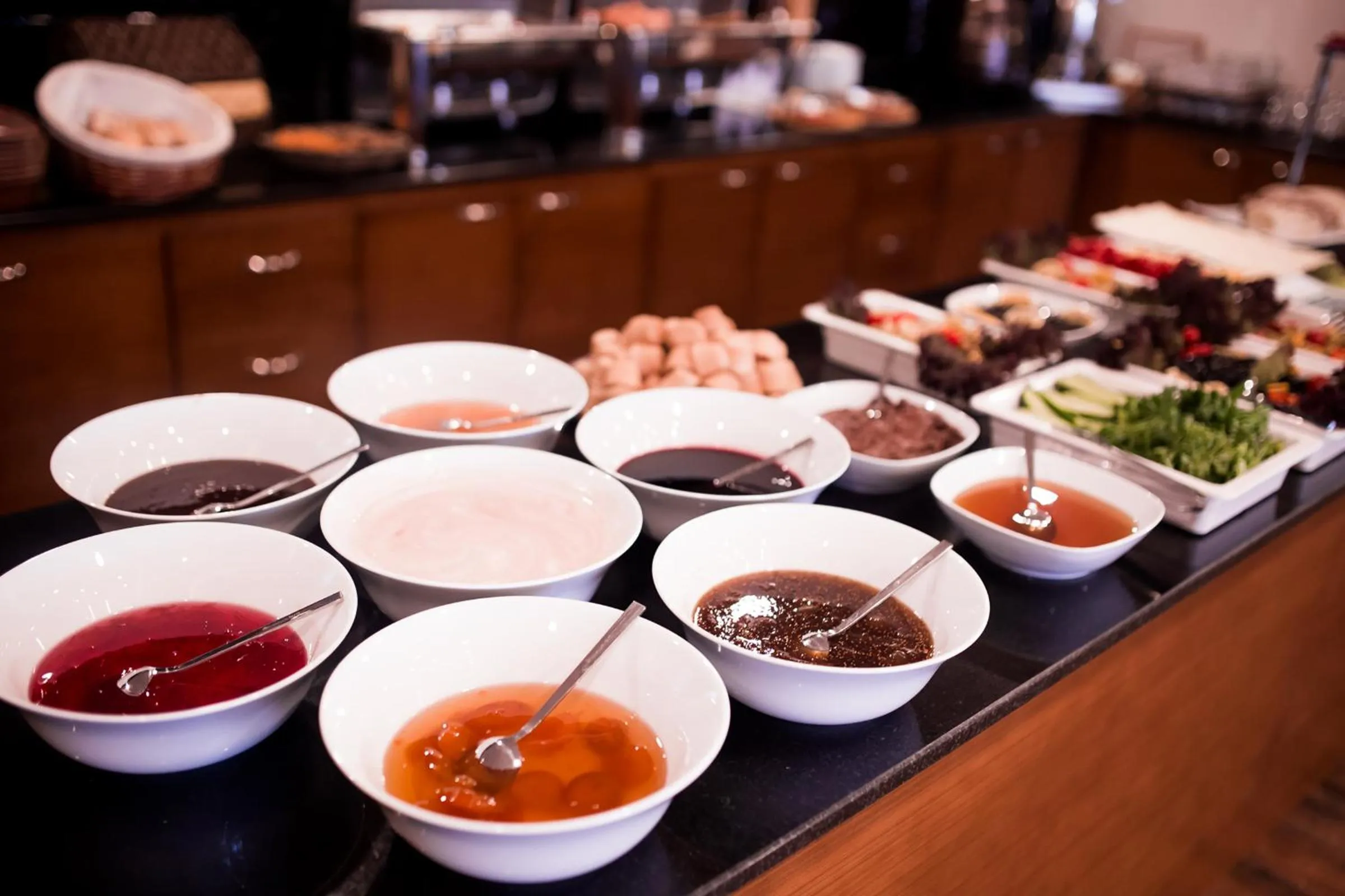 Buffet breakfast in Aripsas Hotel