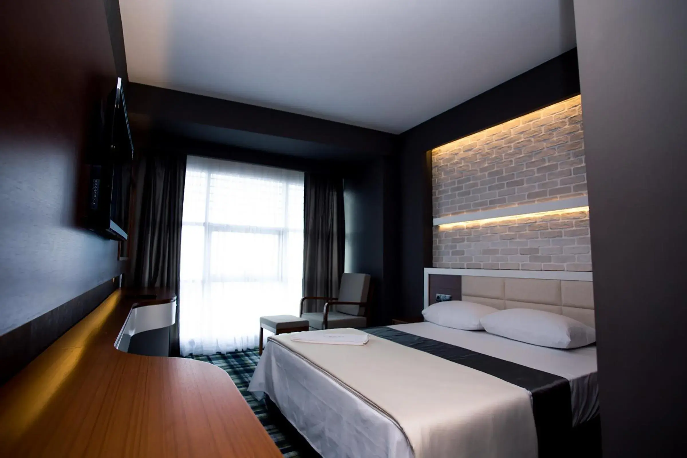 Large Single Room in Aripsas Hotel Large Single Room in Aripsas Hotel