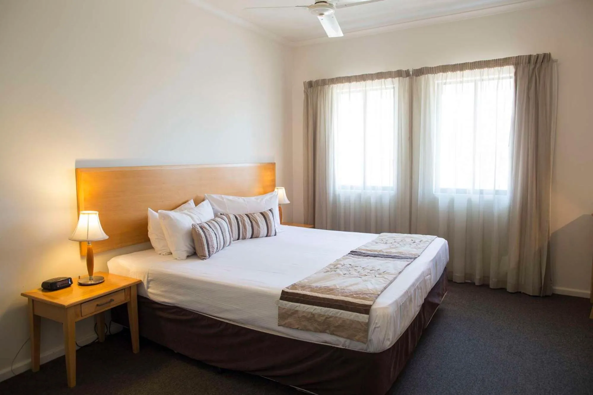 Bedroom, Bed in Metro Advance Apartments & Hotel