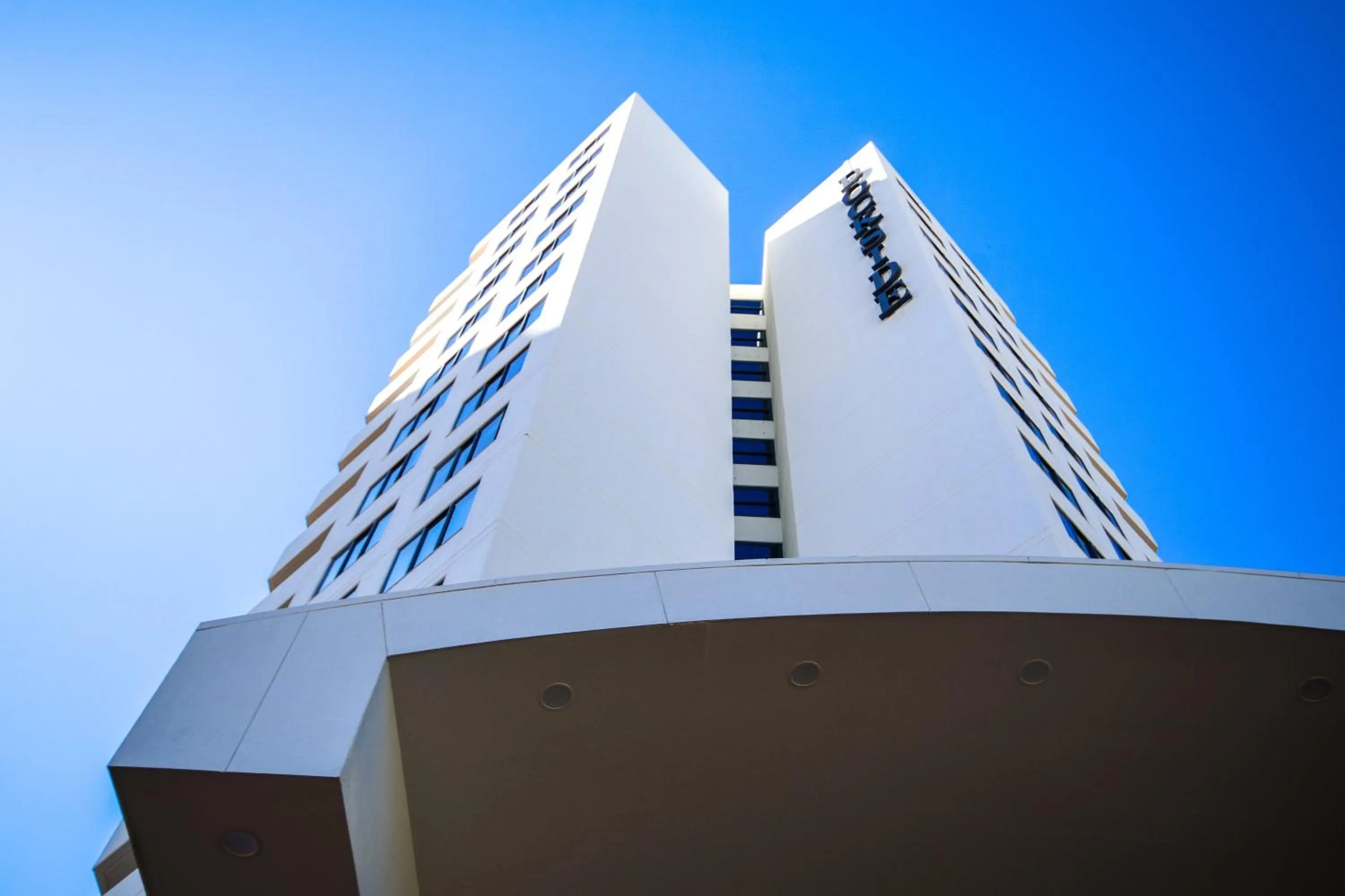 Property building in Dockside Brisbane