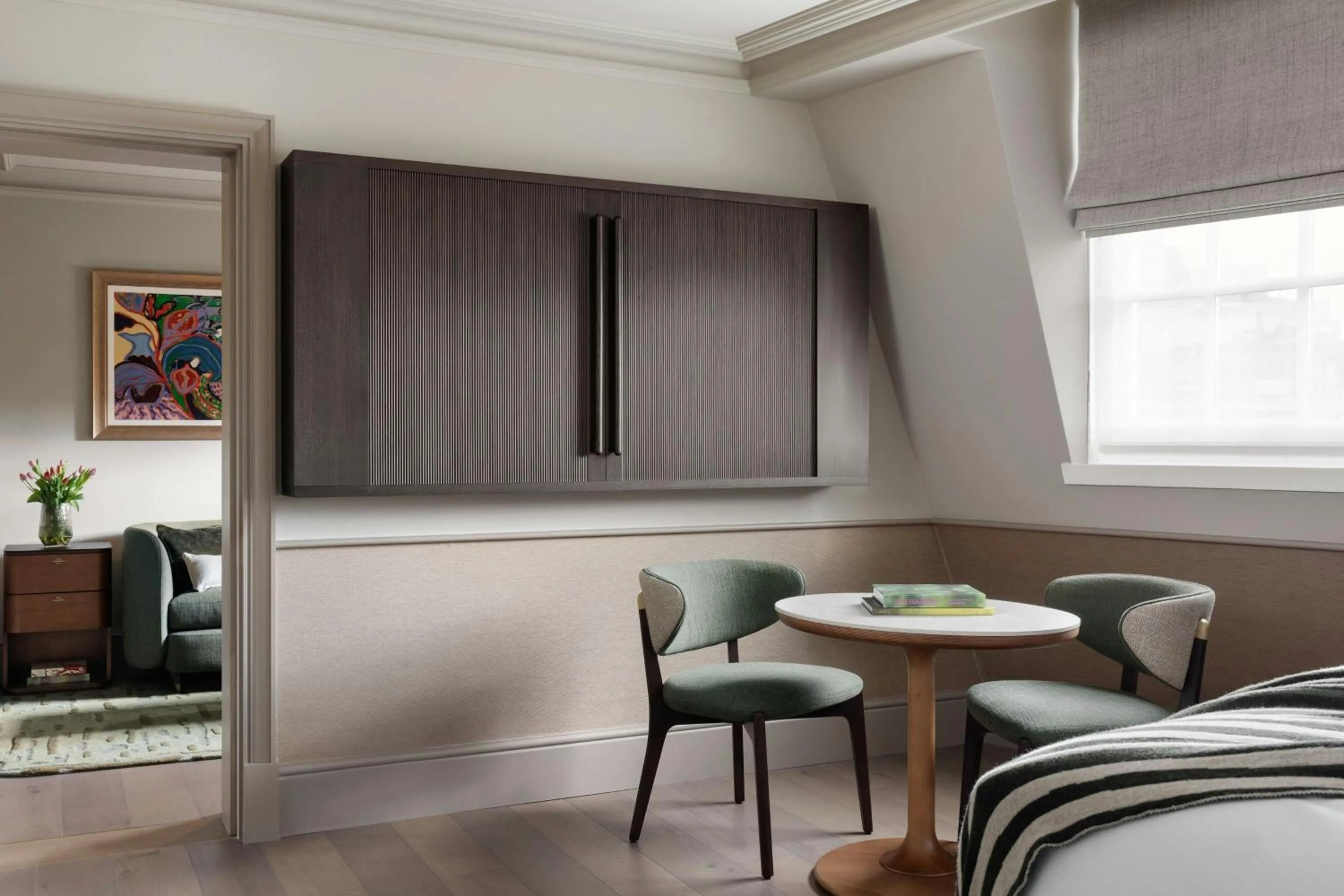 Photo of the whole room in Montcalm Mayfair, Autograph Collection