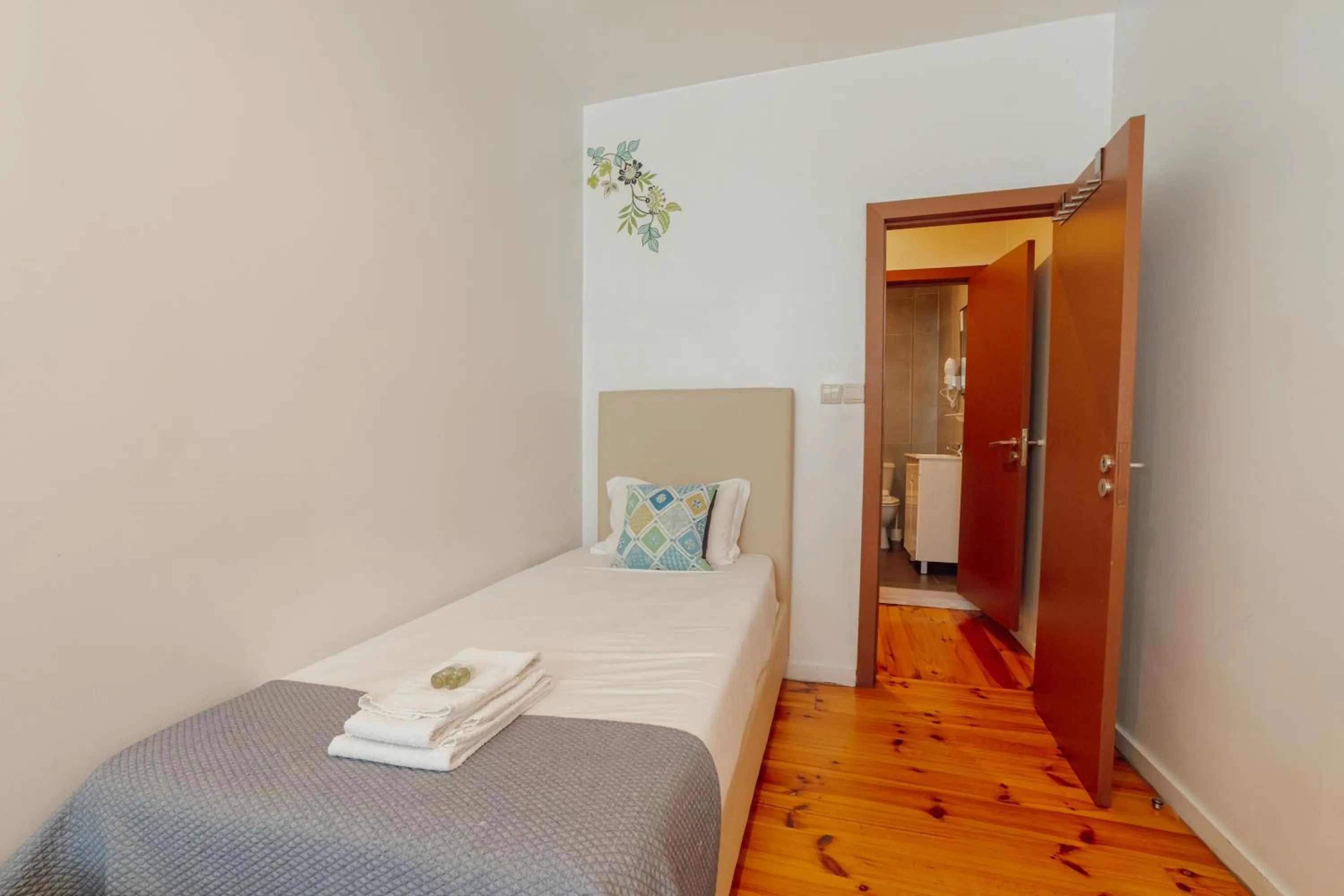 Bed in Dear Porto By Hosty