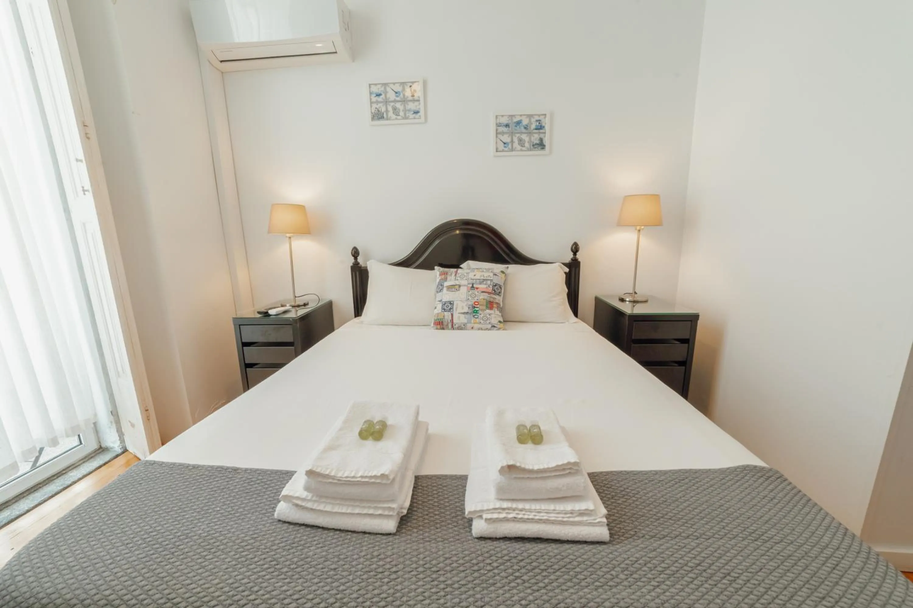 Bed in Dear Porto By Hosty