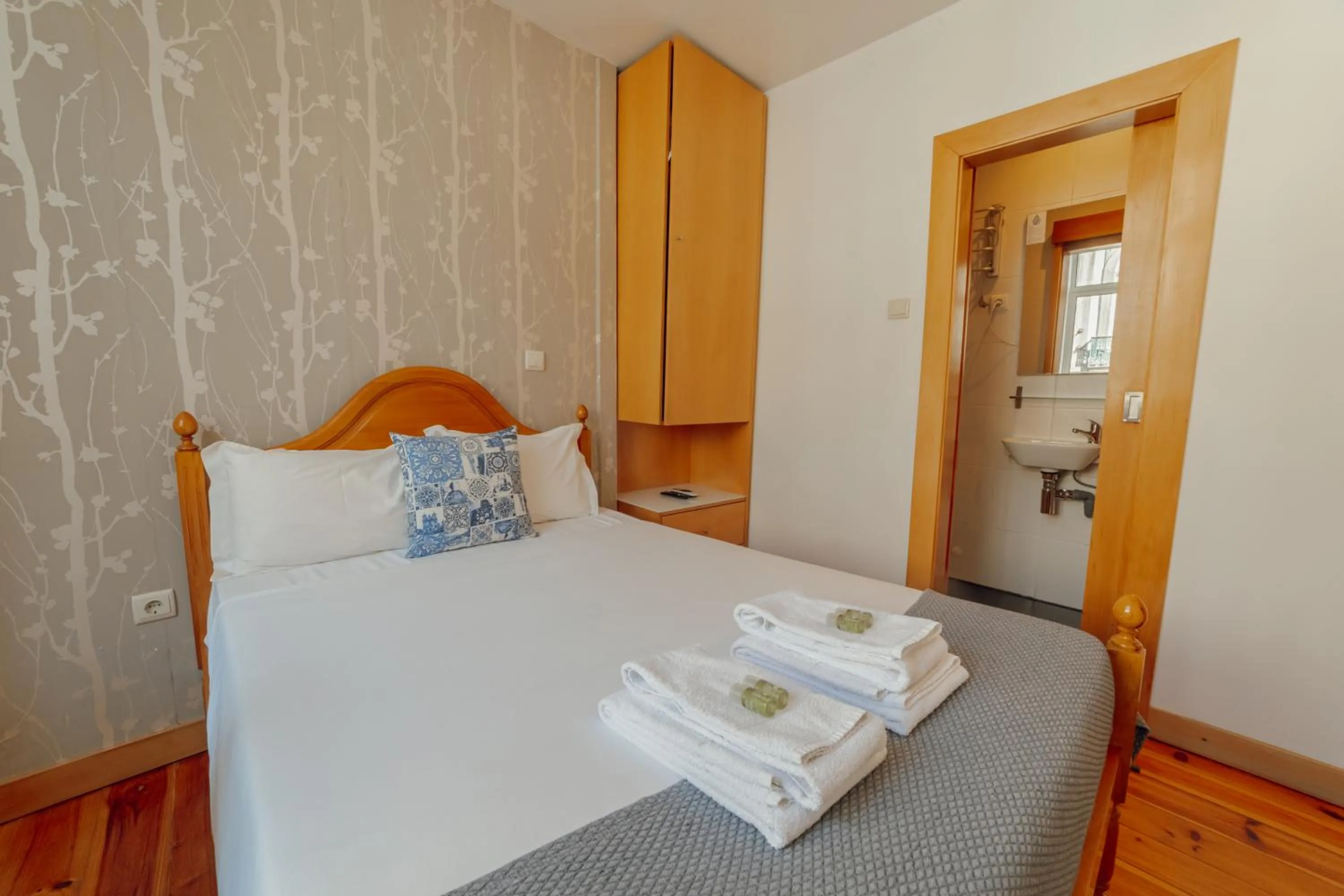 Bed in Dear Porto By Hosty