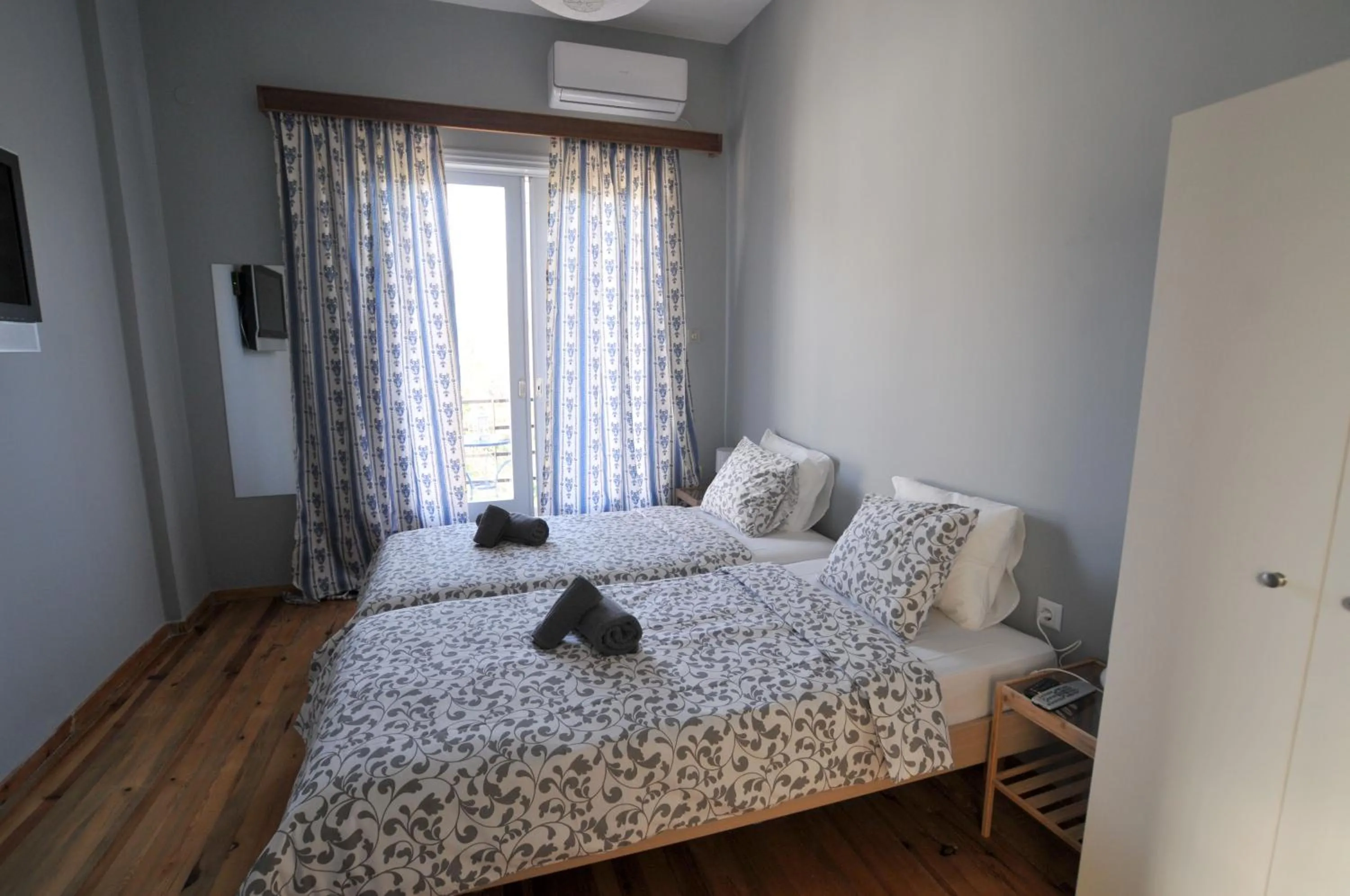 Bed in Mellia