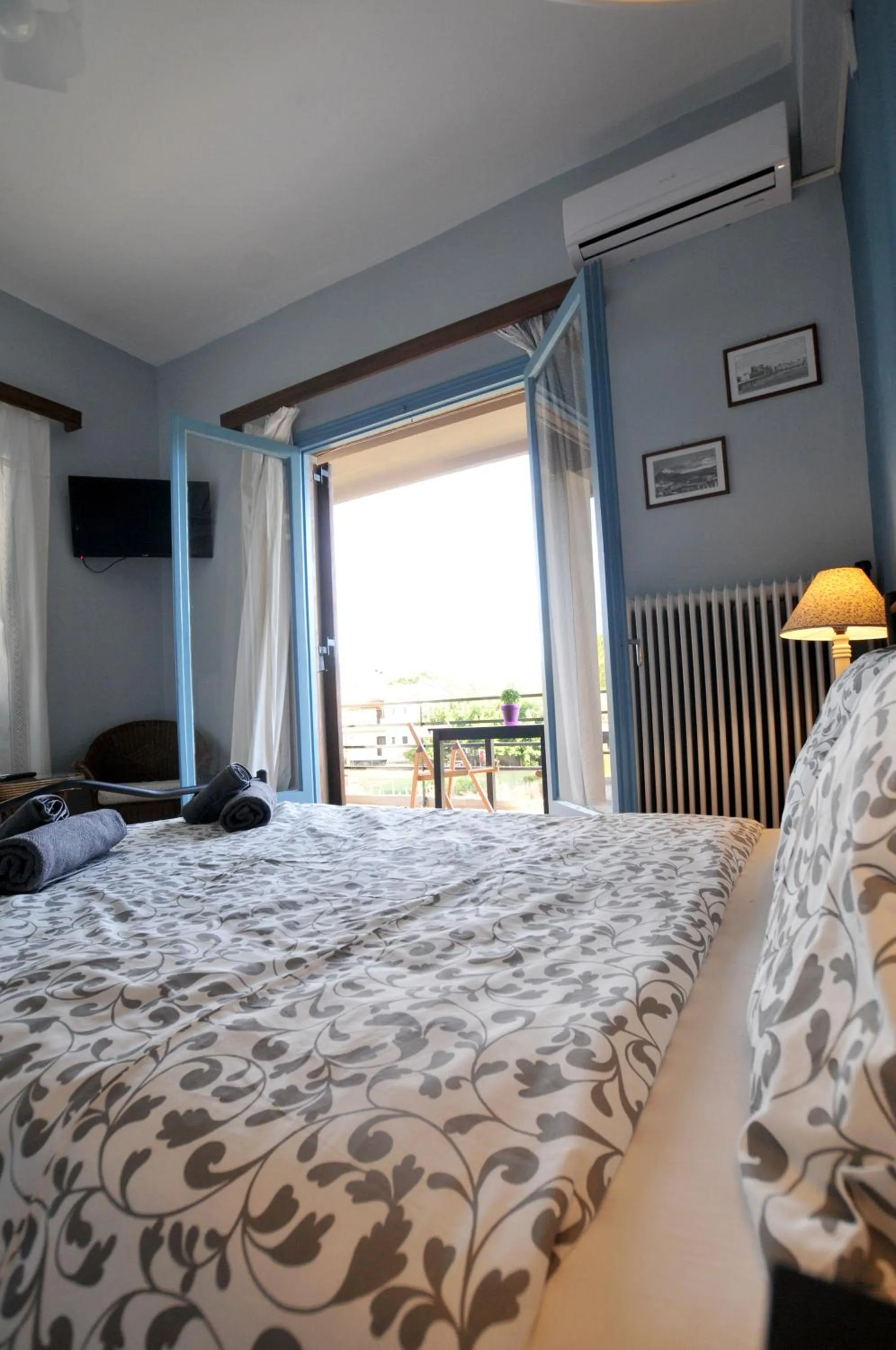 Bed in Mellia