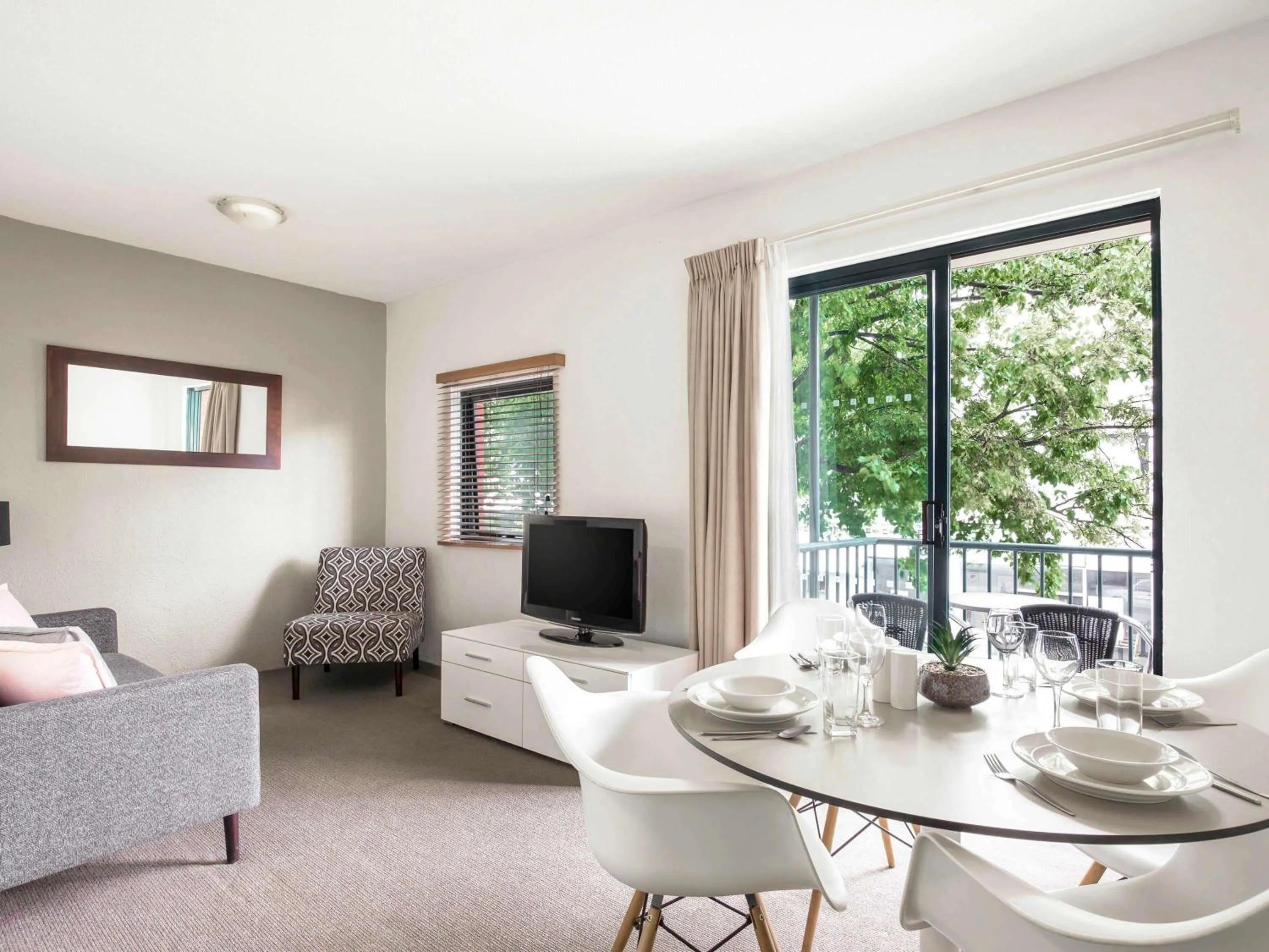 Bedroom in BreakFree Adelaide