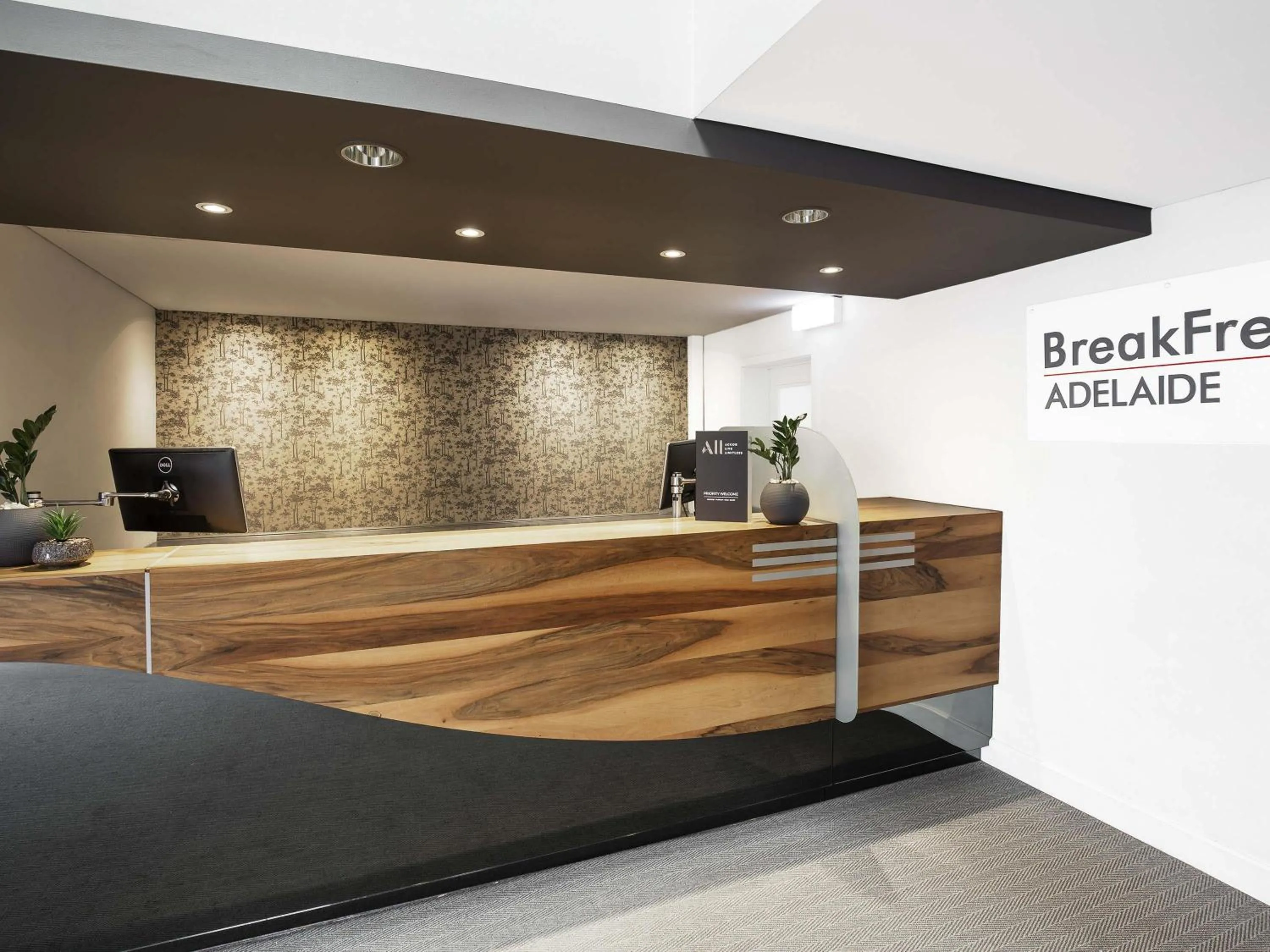 Property building in BreakFree Adelaide