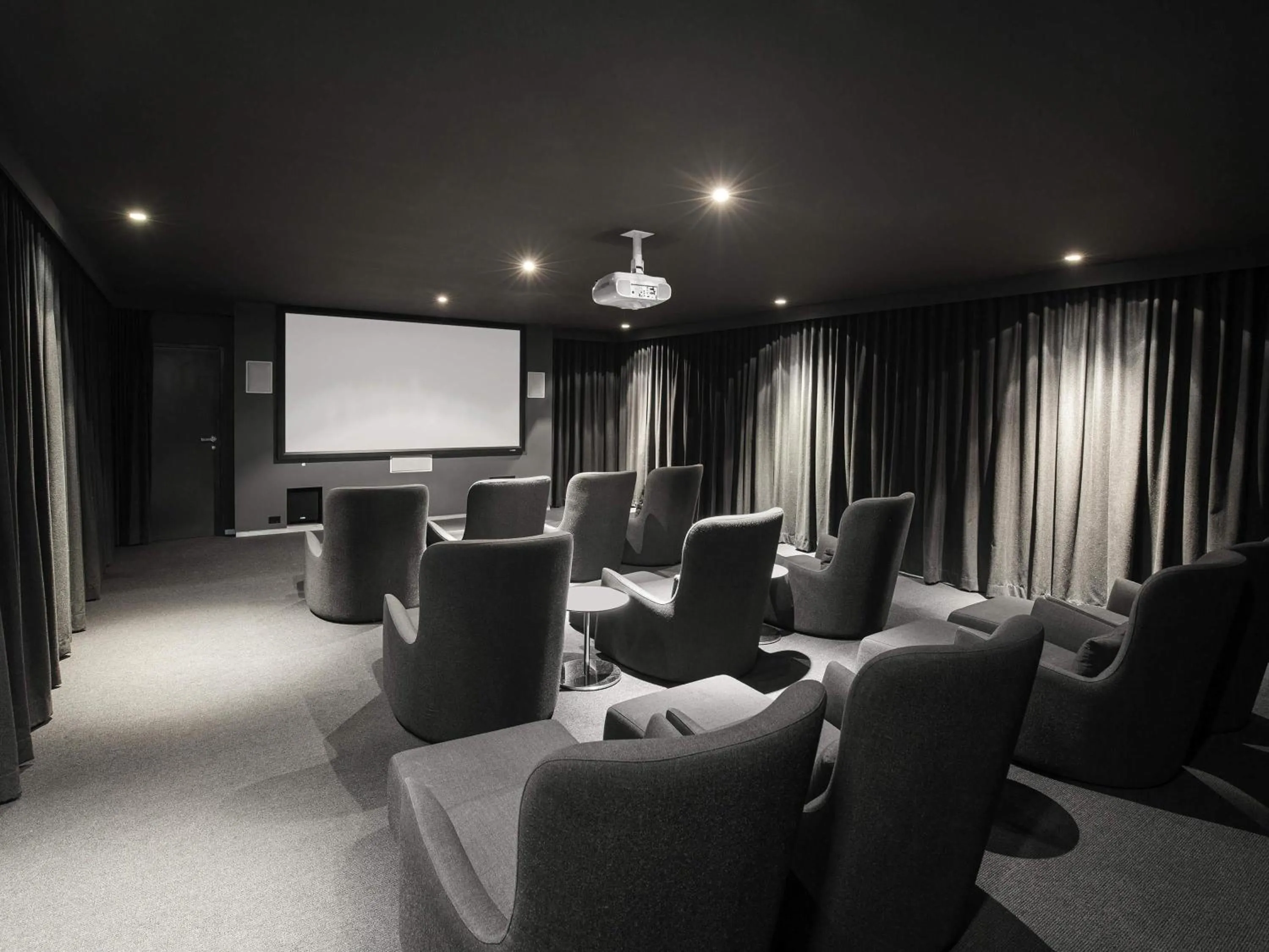 Other in Mantra Circle On Cavill