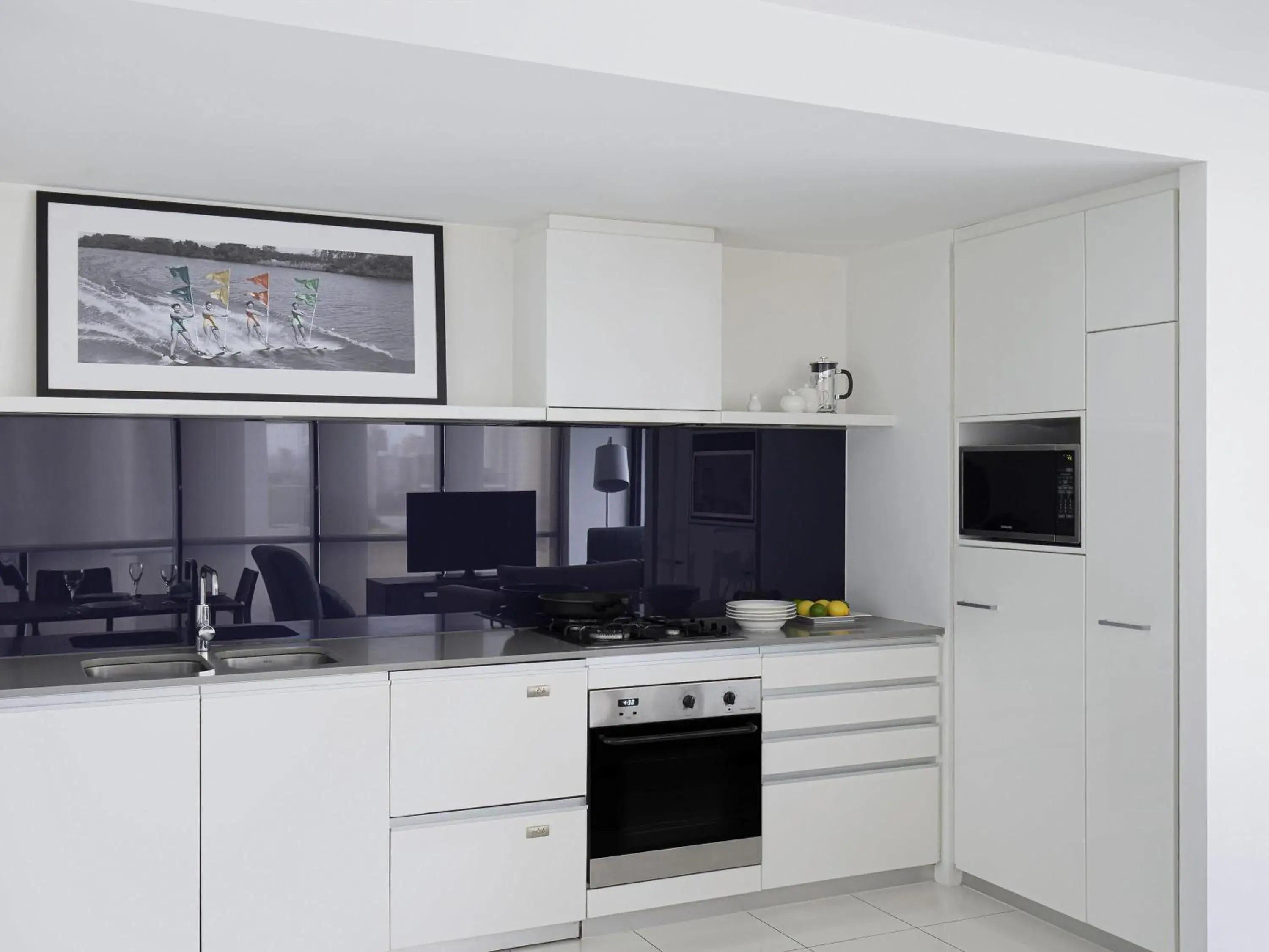 Bedroom in Mantra Circle On Cavill Bedroom in Mantra Circle On Cavill