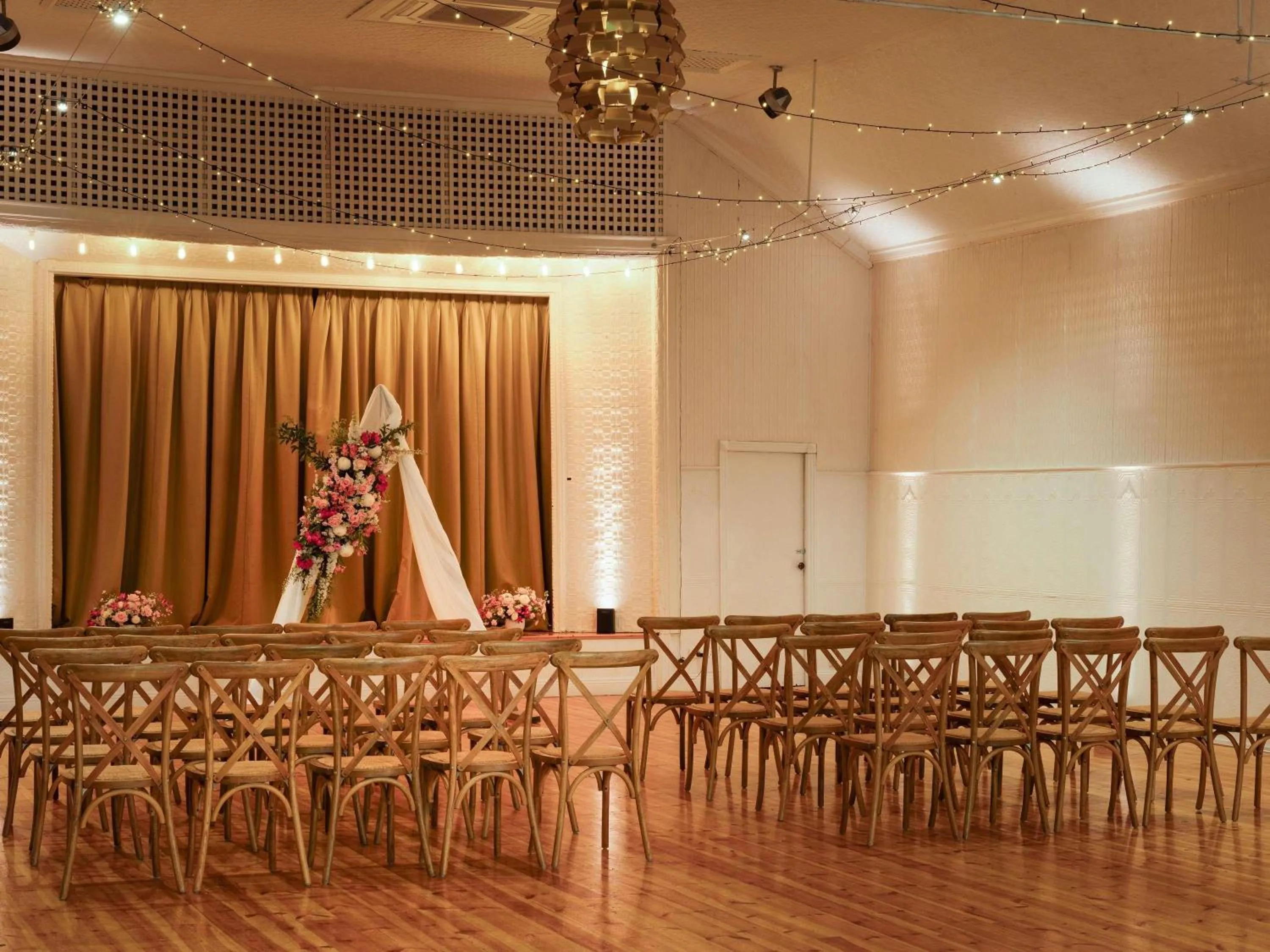 Meeting/conference room in Mantra Lorne