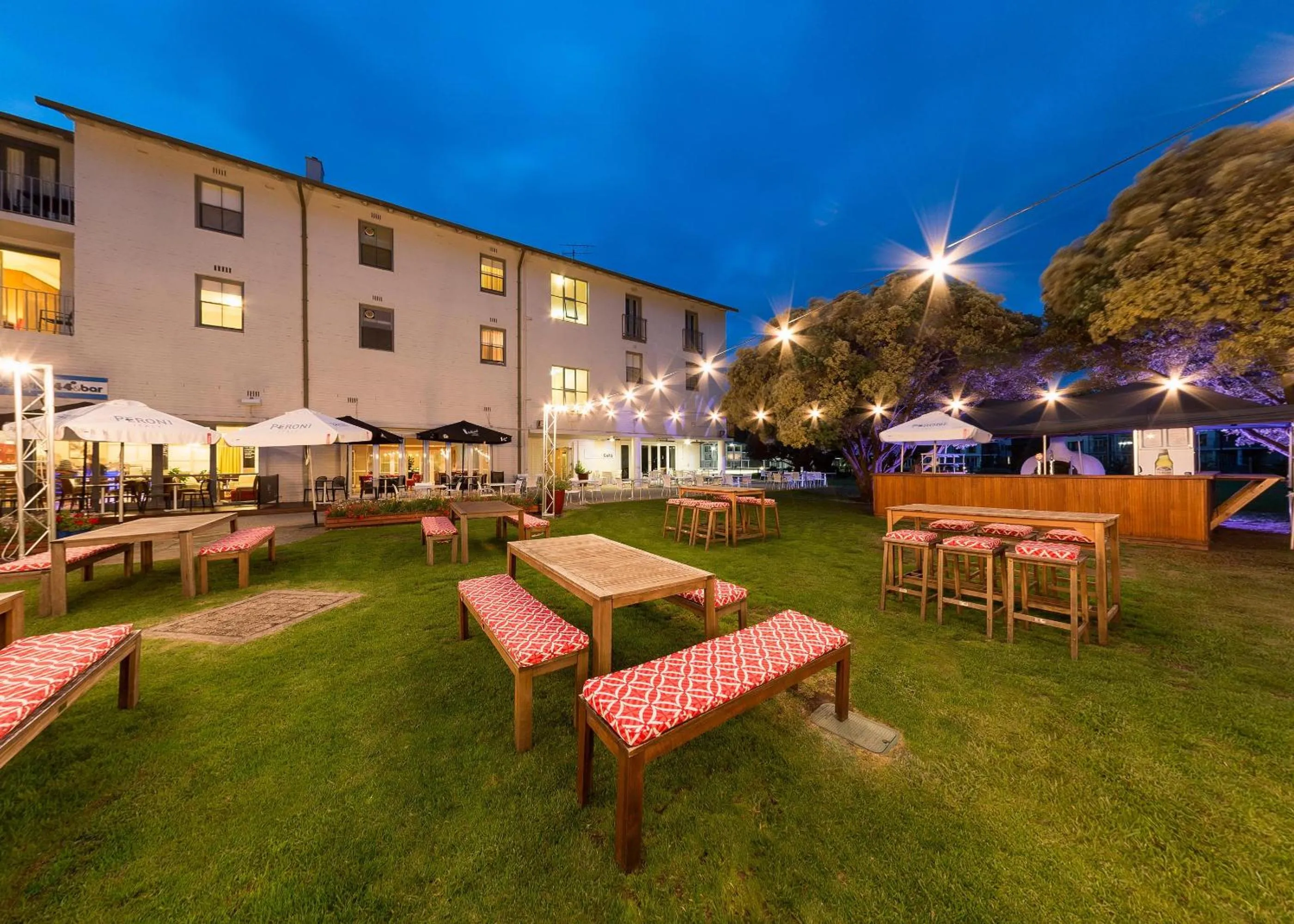 Restaurant/places to eat in Mantra Lorne