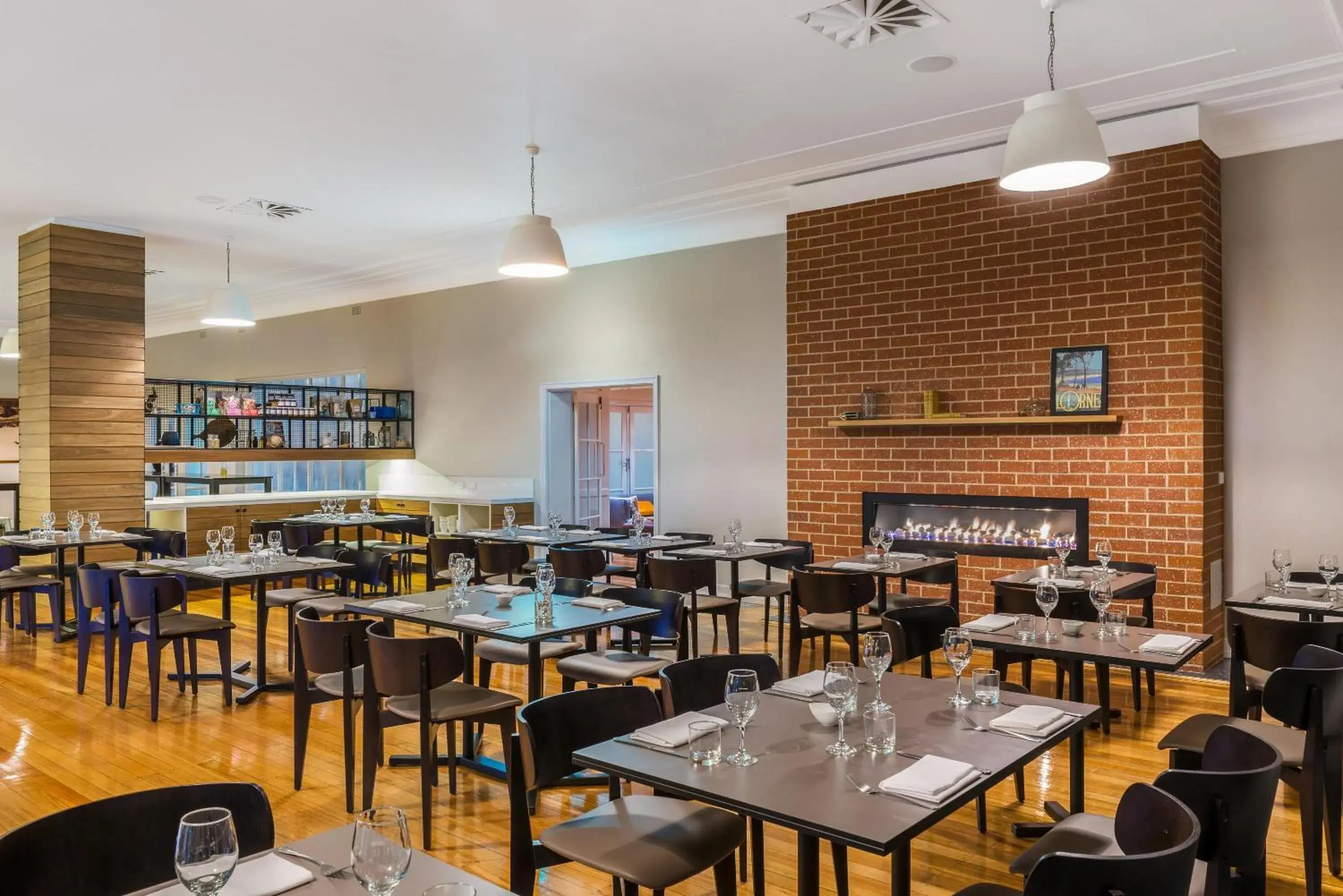 Restaurant/places to eat in Mantra Lorne Restaurant/places to eat in Mantra Lorne