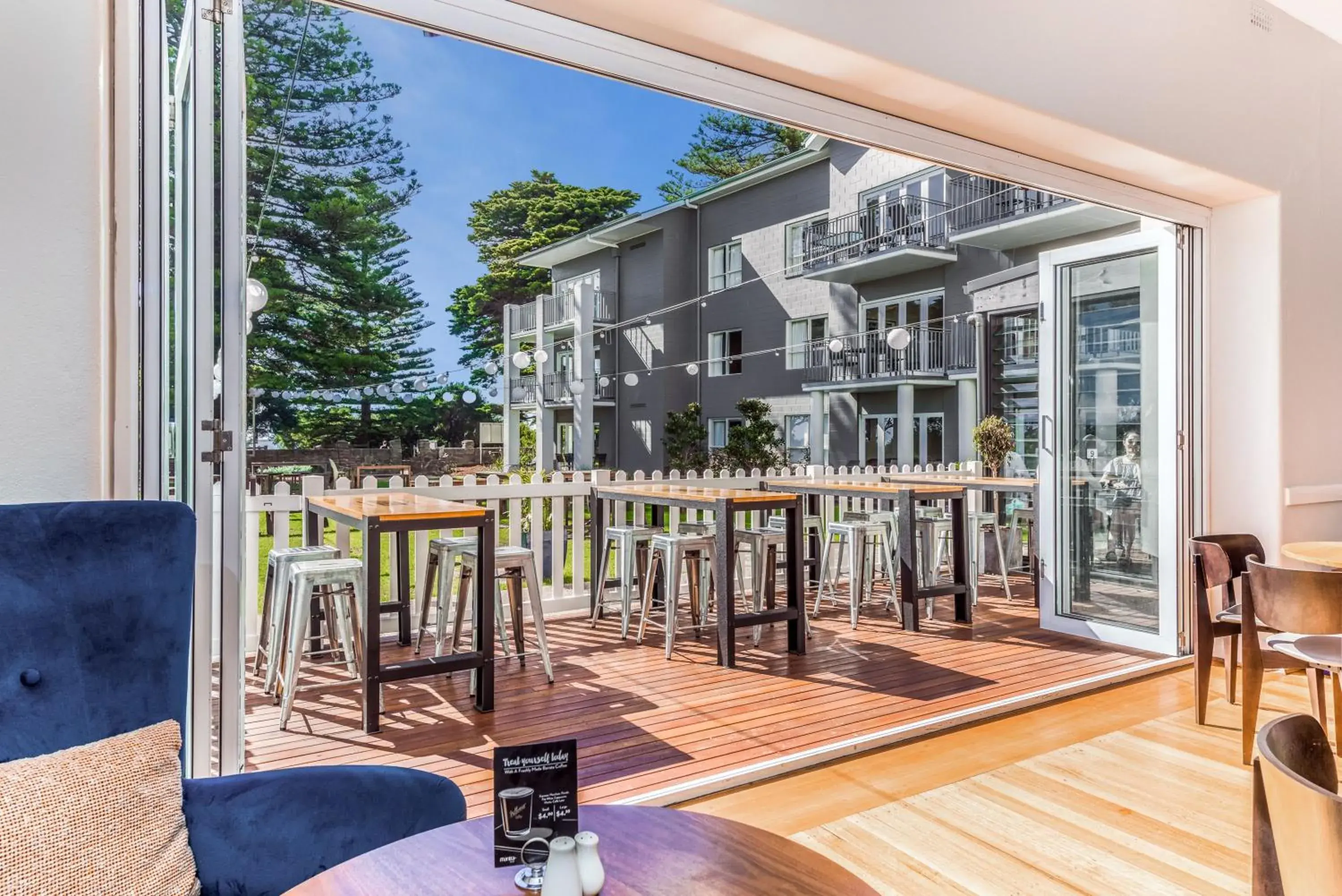 Restaurant/places to eat in Mantra Lorne Restaurant/places to eat in Mantra Lorne