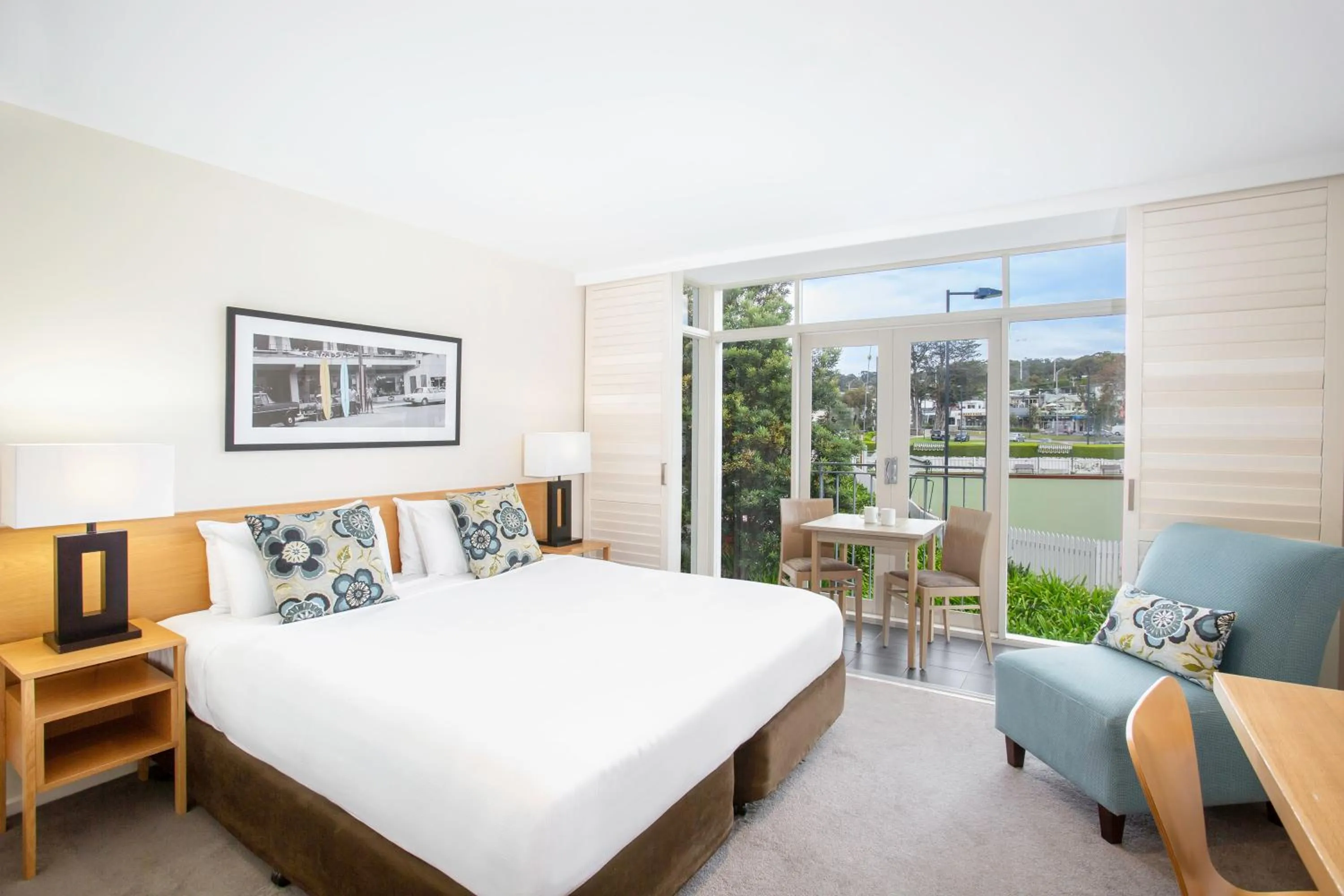 Bedroom, Bed in Mantra Lorne