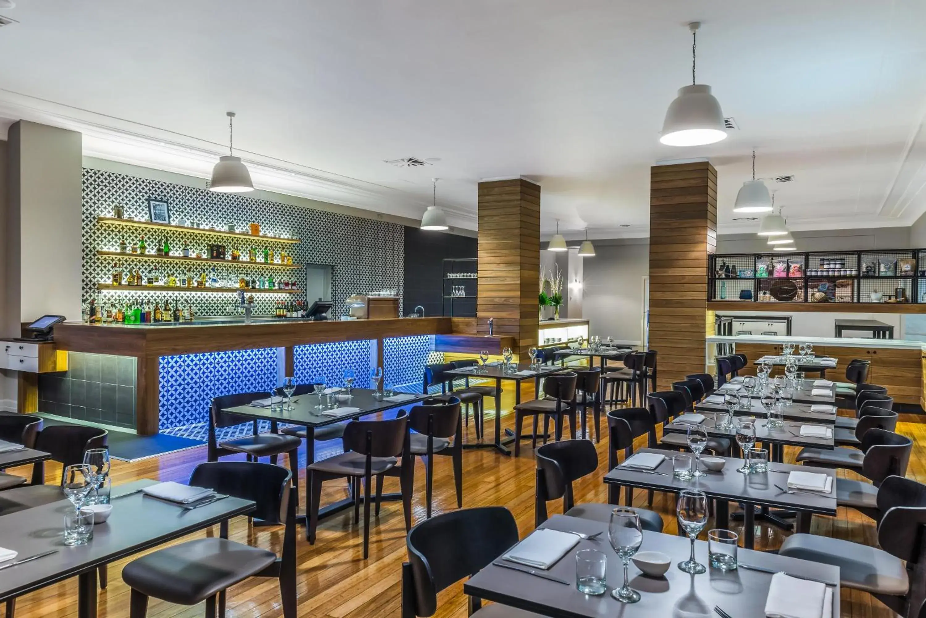 Restaurant/places to eat in Mantra Lorne Restaurant/places to eat in Mantra Lorne