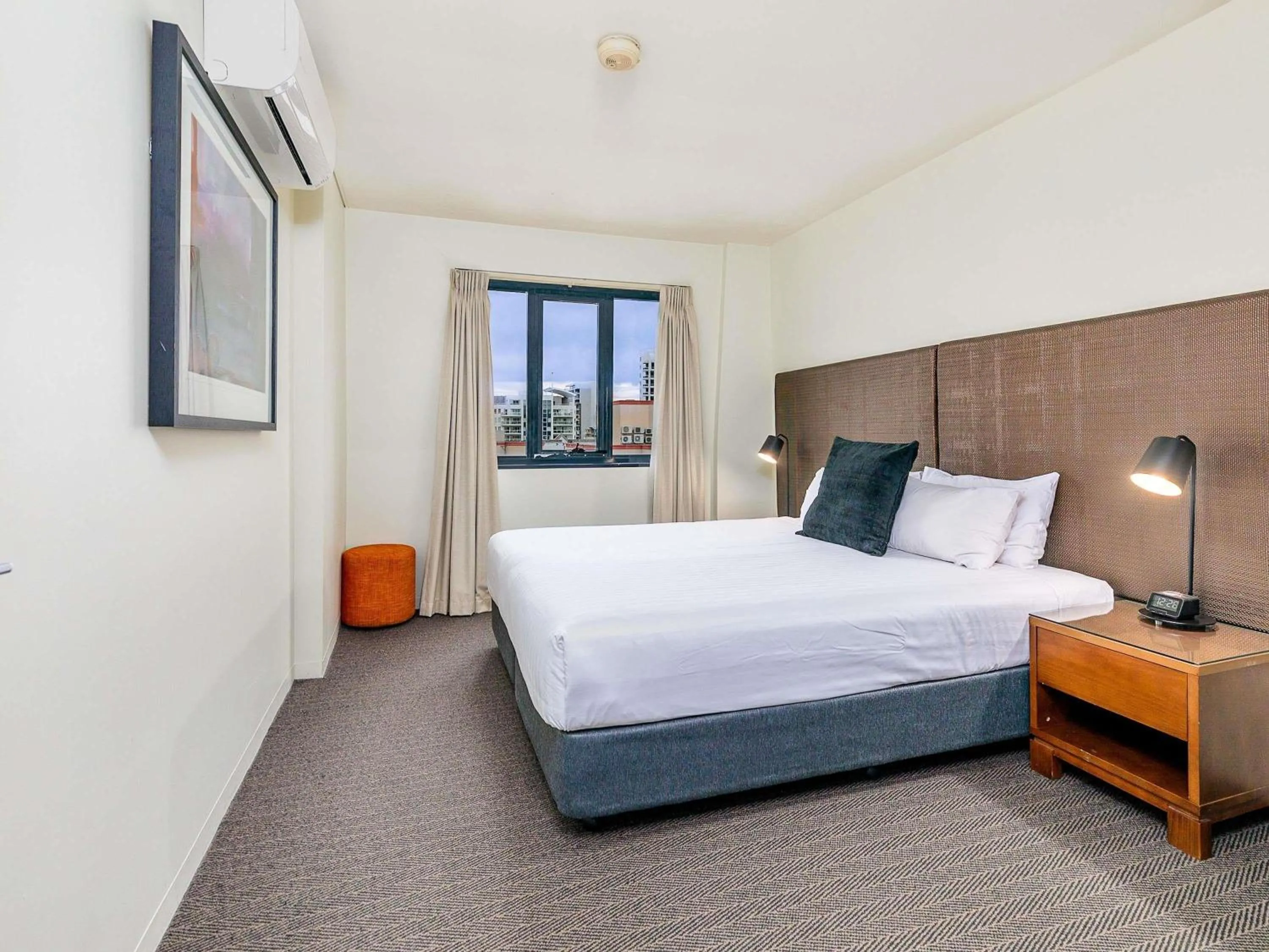 Bedroom, Bed in Mantra on Hay Perth