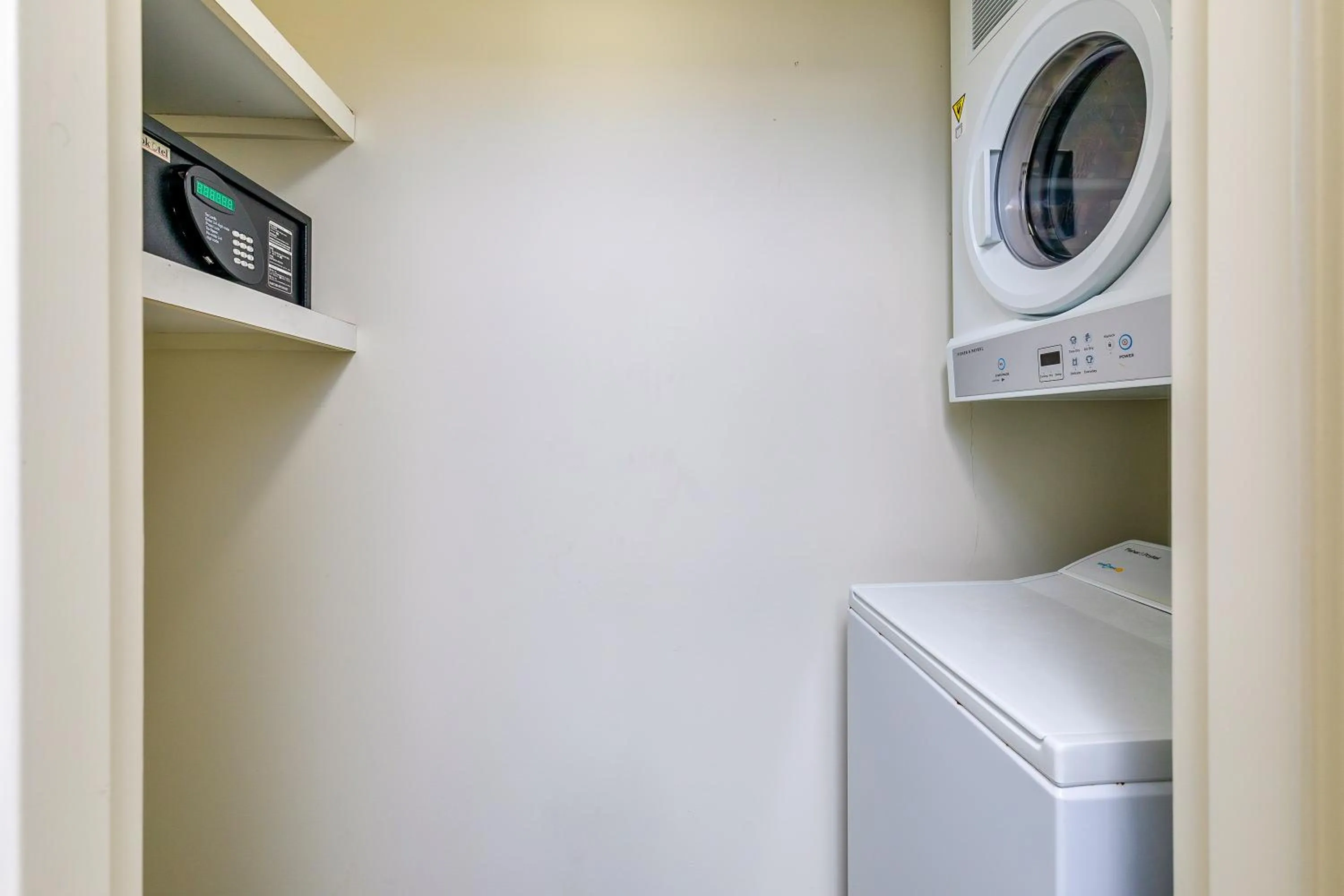 laundry in Mantra on Hay Perth