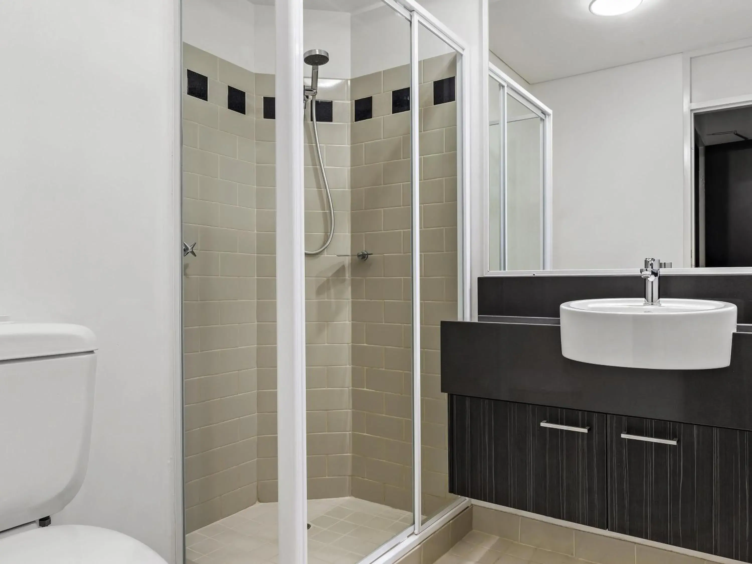 Hotel Room in Mantra on Hay Perth Hotel Room in Mantra on Hay Perth