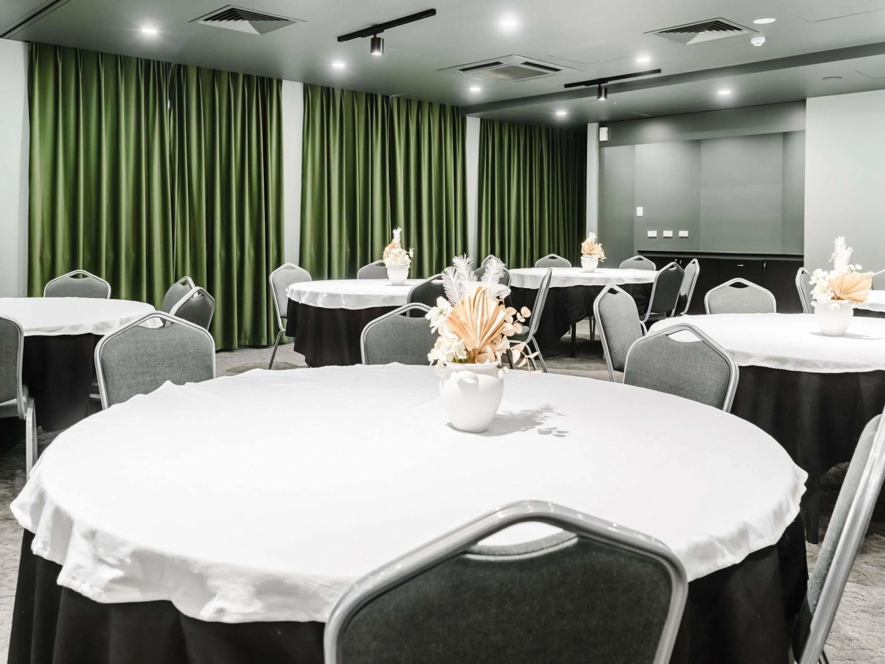 Meeting/conference room in Mantra on Hay Perth