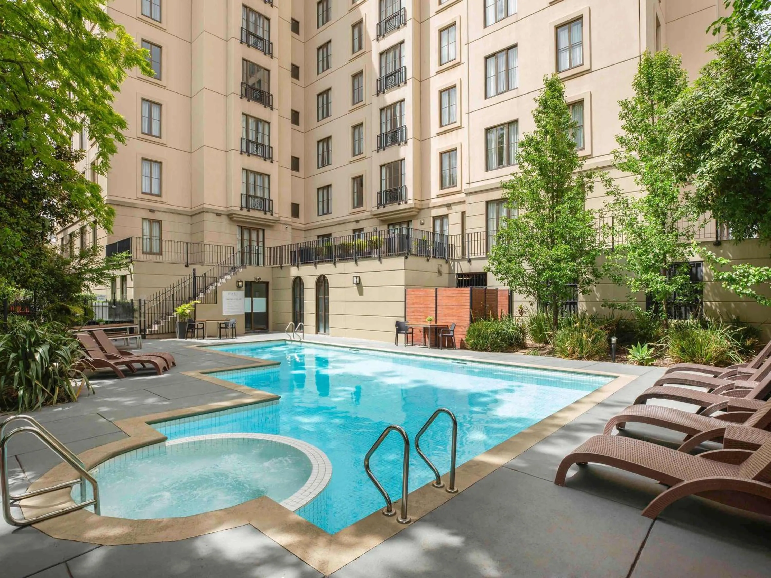 Property building in Mantra on Jolimont Melbourne