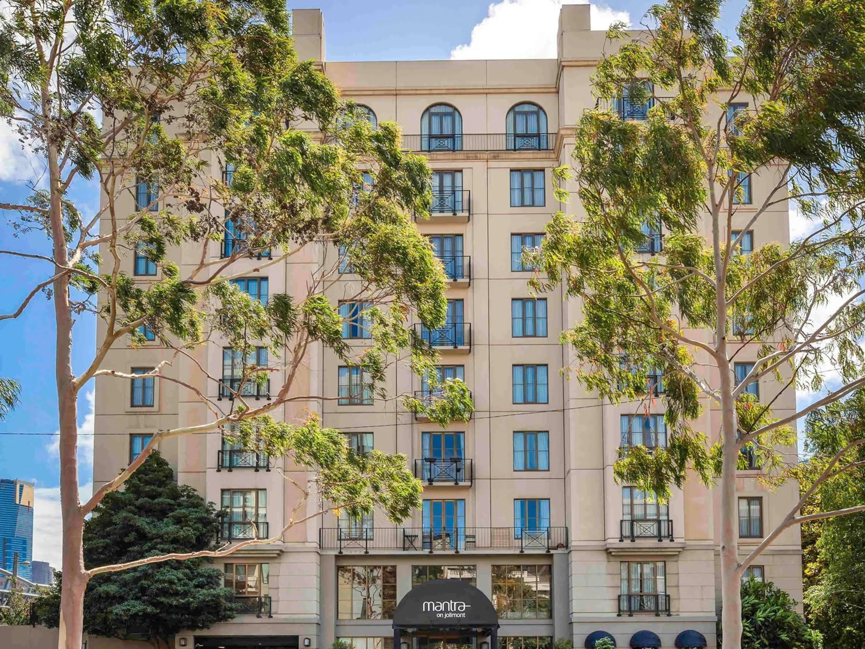 Property building in Mantra on Jolimont Melbourne