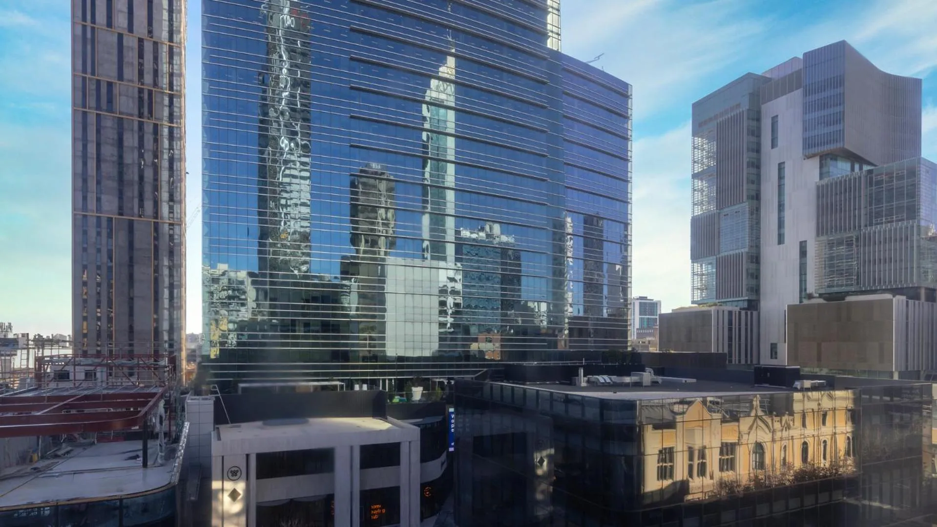 City view in Oaks Perth Hotel