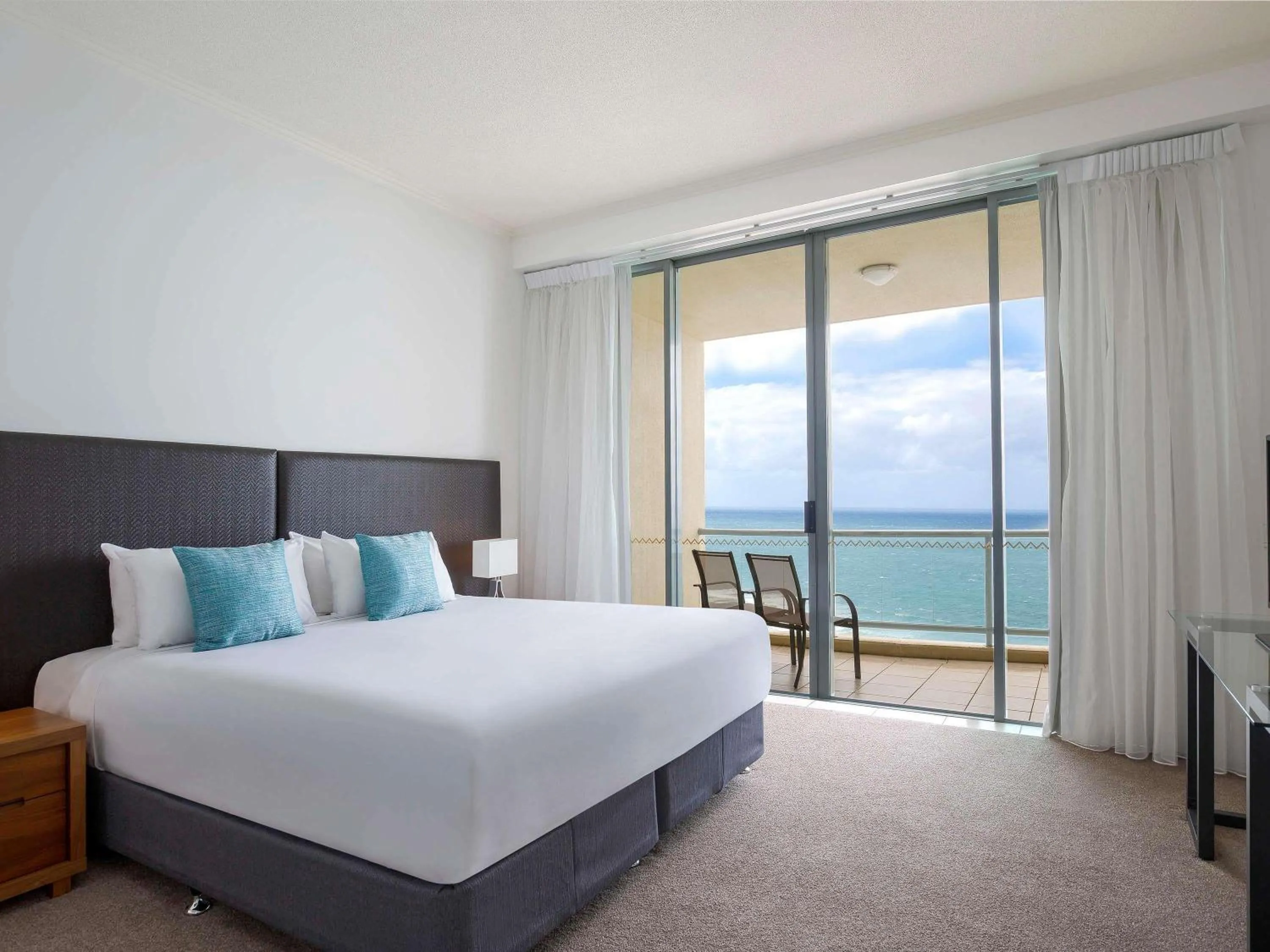 Property building, Bed in Mantra Sun City