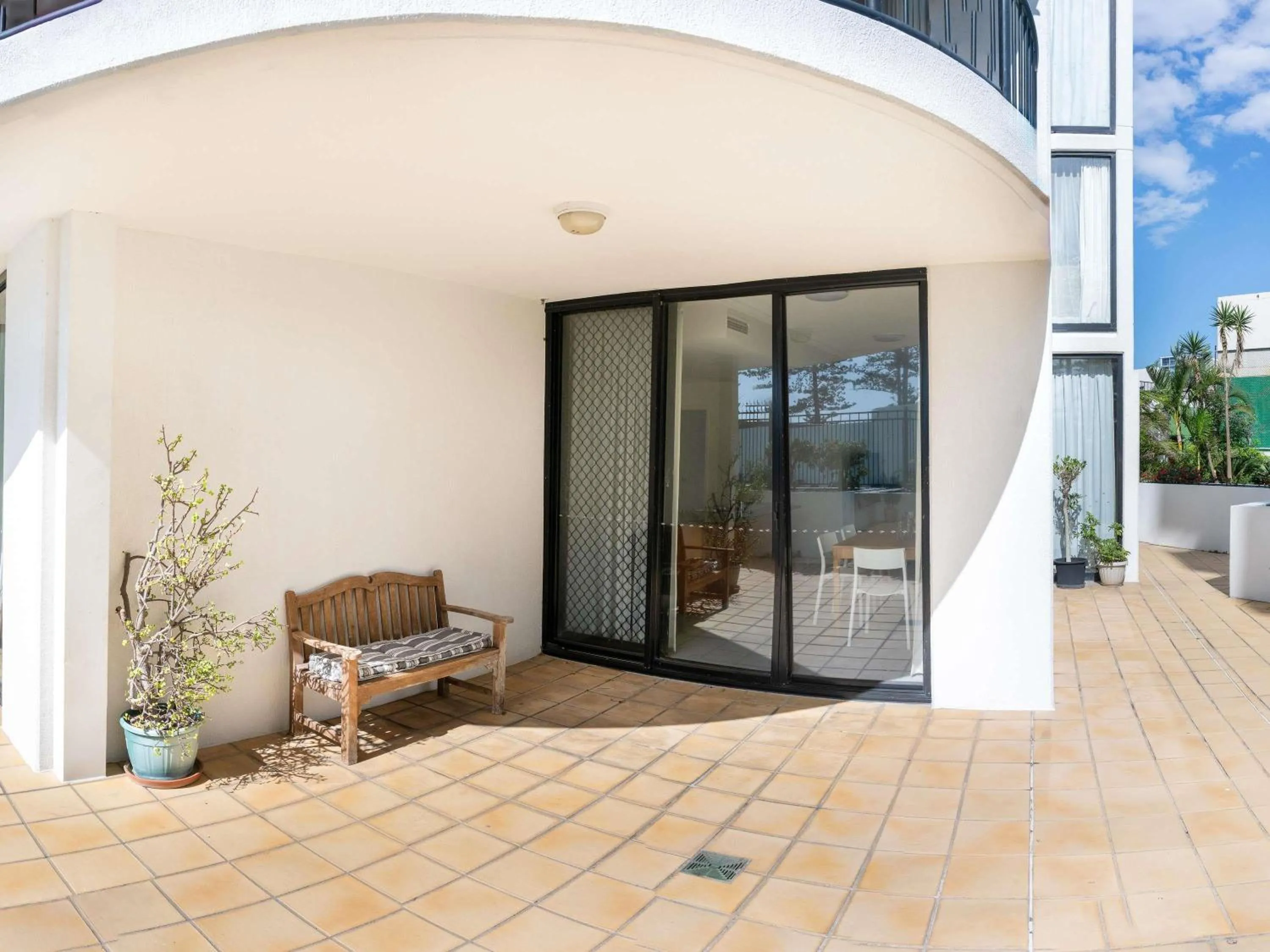 Bedroom in Mantra Coolangatta Beach