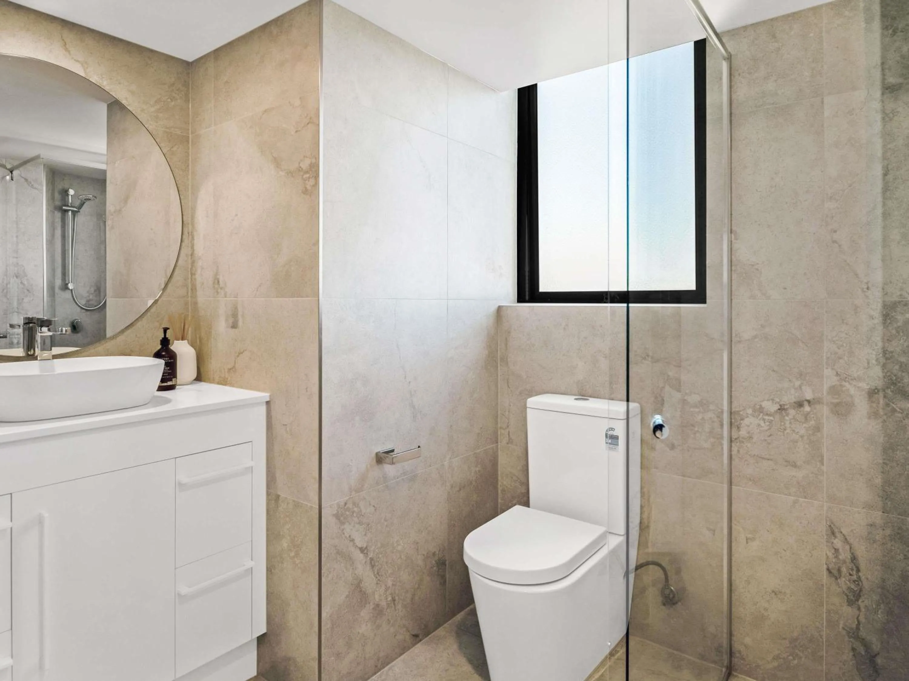 Bedroom in Mantra Coolangatta Beach