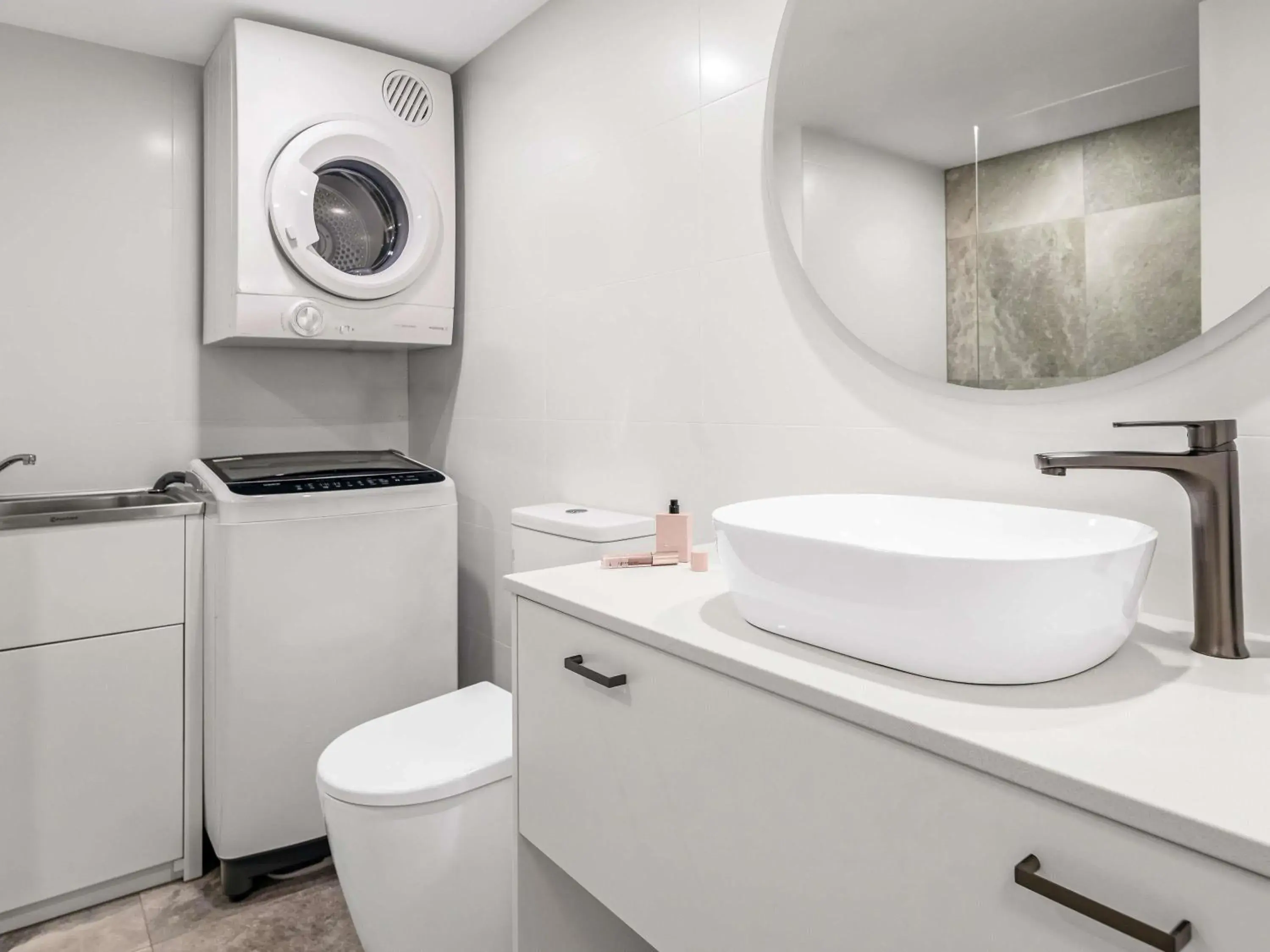 Bedroom in Mantra Coolangatta Beach Bedroom in Mantra Coolangatta Beach