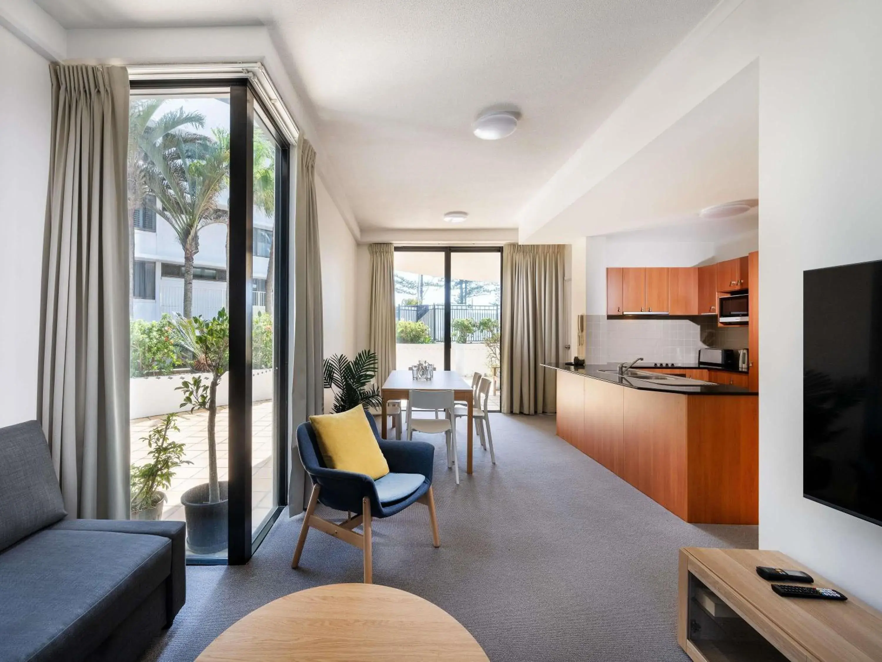 Bedroom in Mantra Coolangatta Beach Bedroom in Mantra Coolangatta Beach