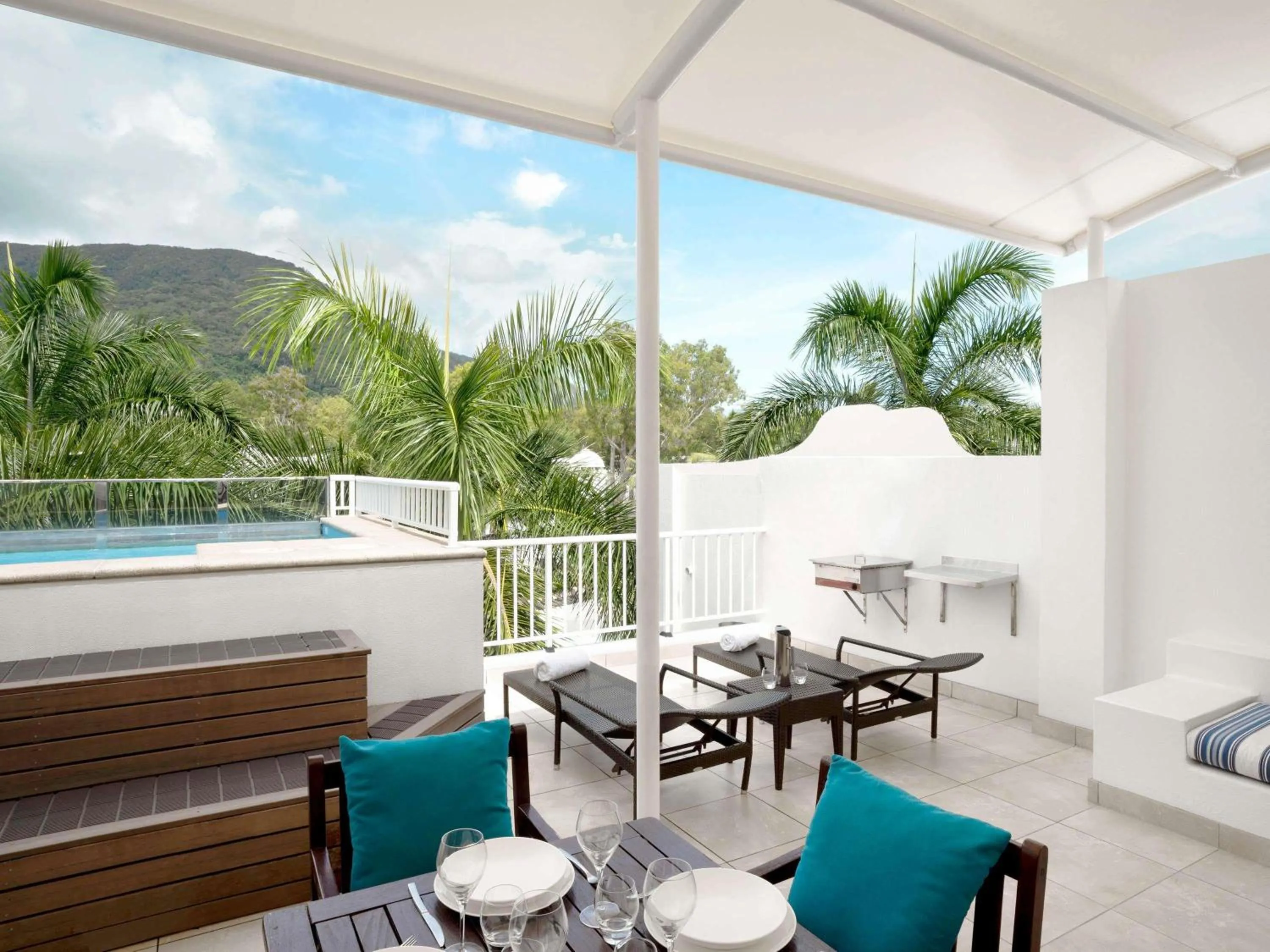 Bedroom in Peppers Beach Club & Spa