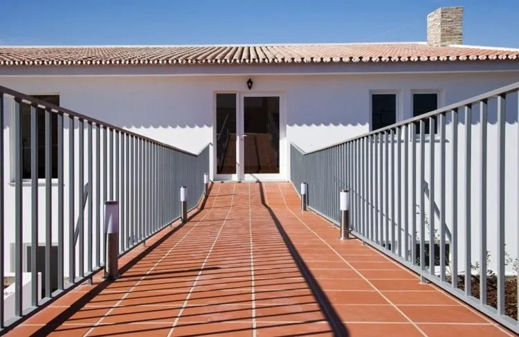 Facade/entrance in Hotel Quinta Dos Bastos