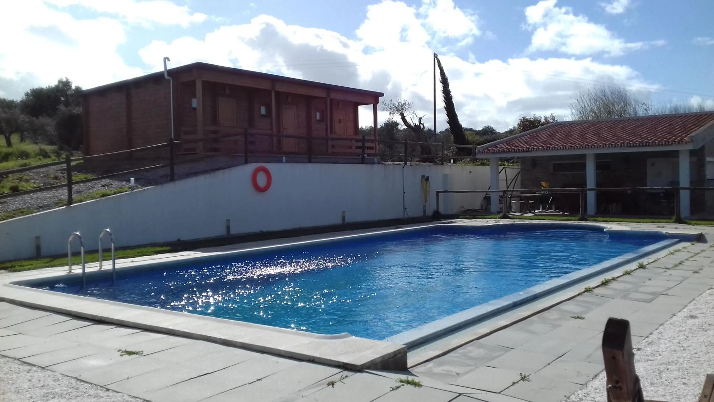 Swimming Pool in Hotel Quinta Dos Bastos