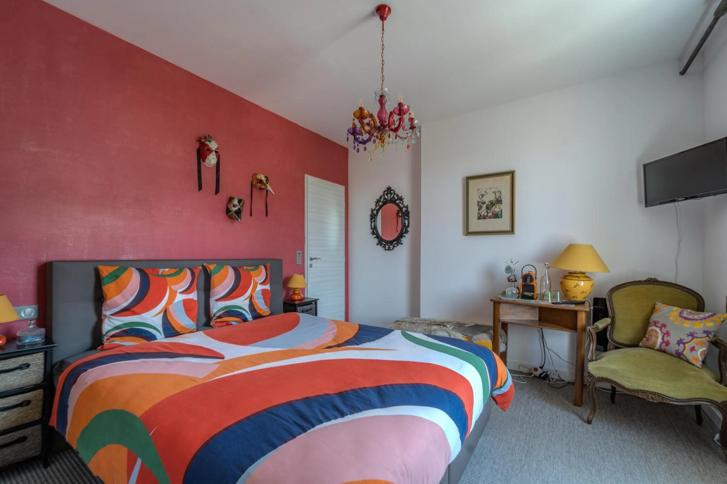 Property building, Bed in Le Clos des Troubadours