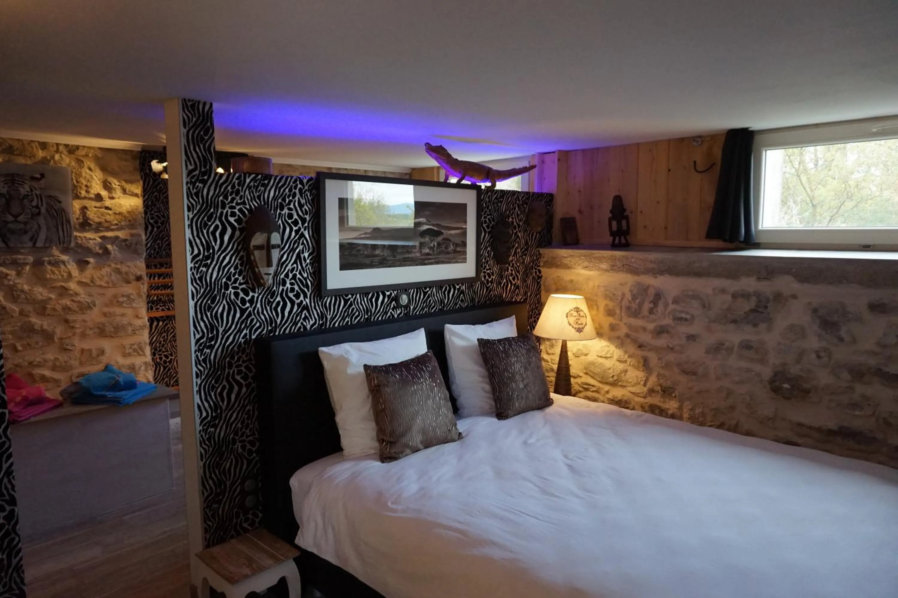 Bedroom, Bed in Le Clos des Troubadours