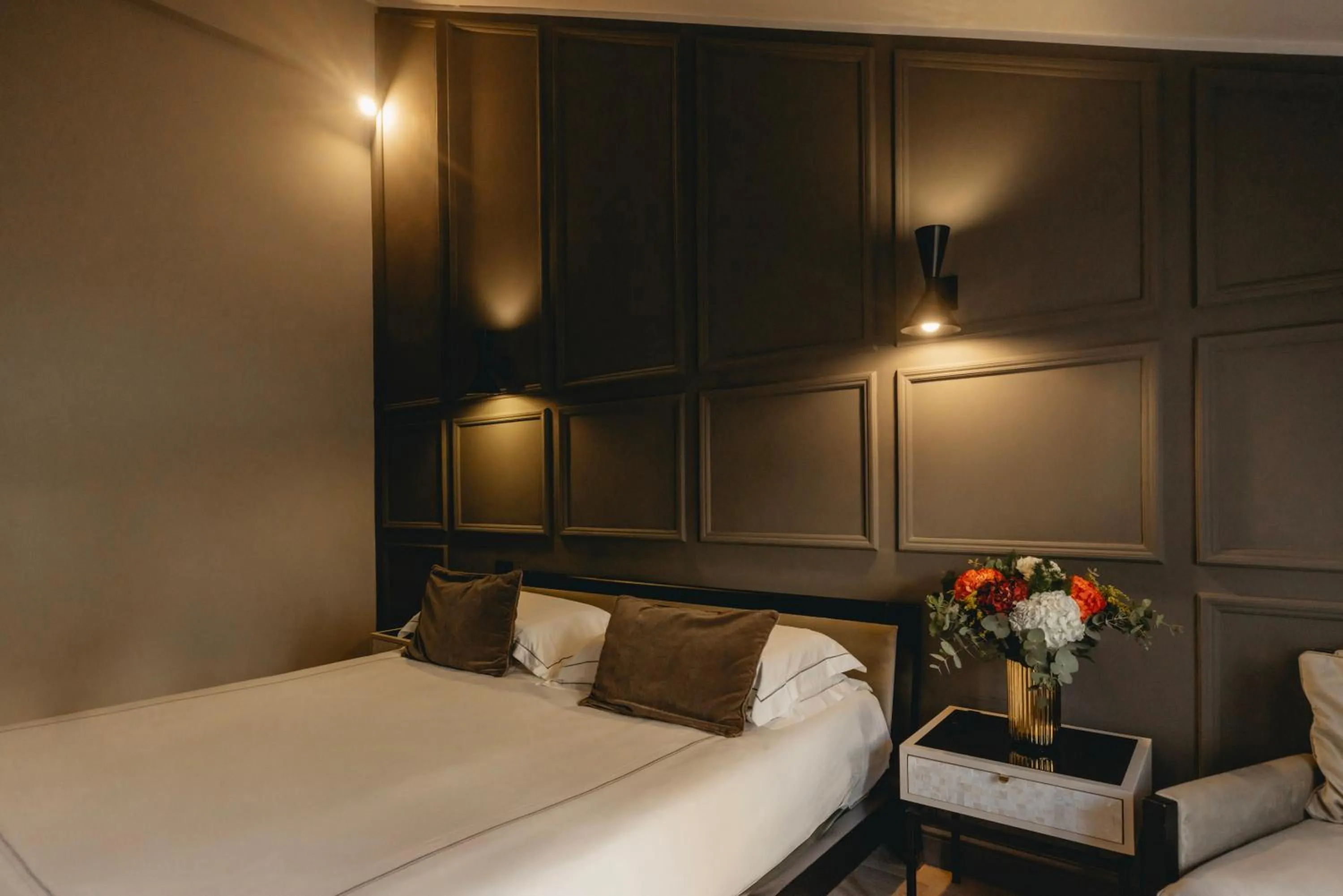 Bed in Roma Luxus Hotel