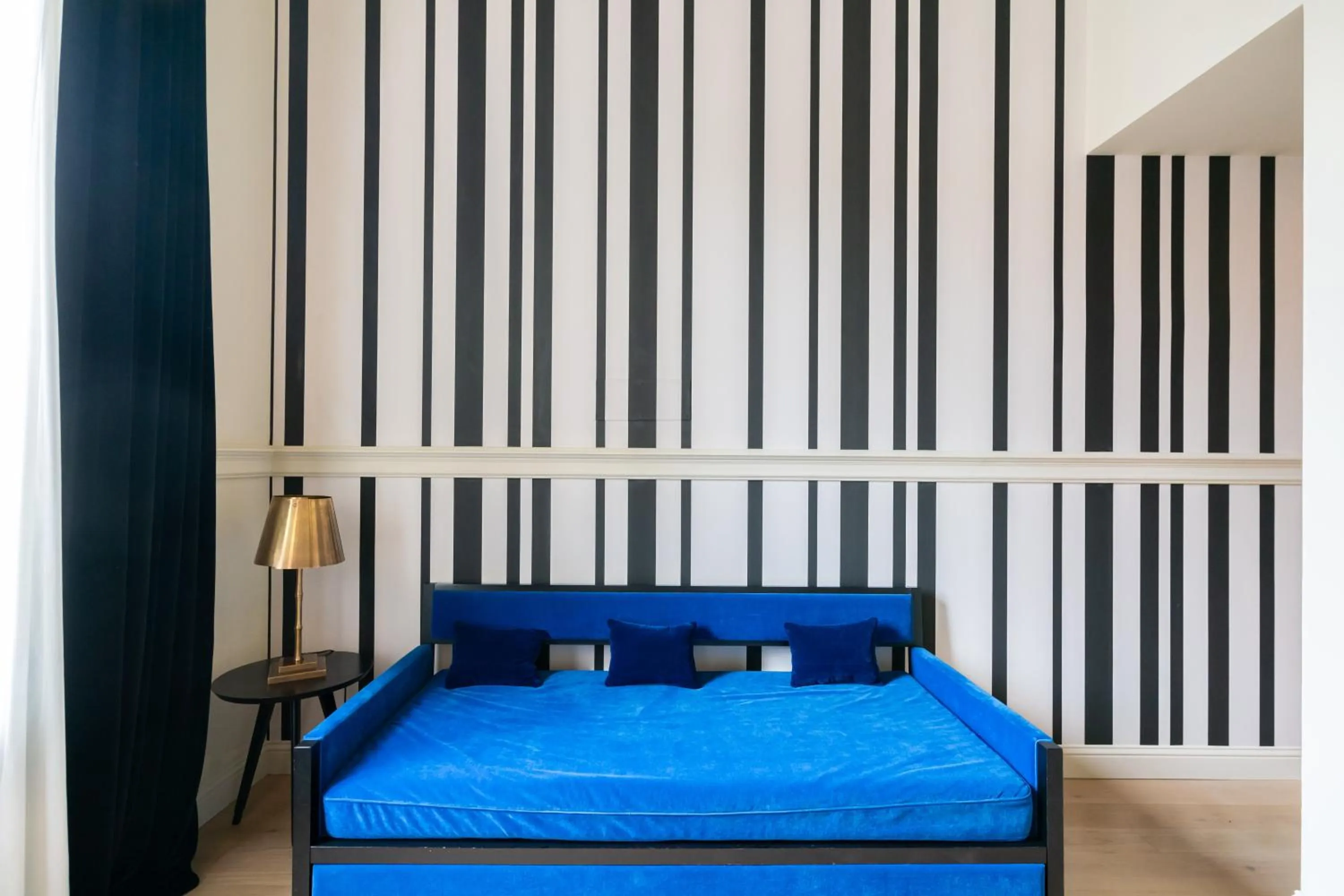 Living room, Bed in Roma Luxus Hotel