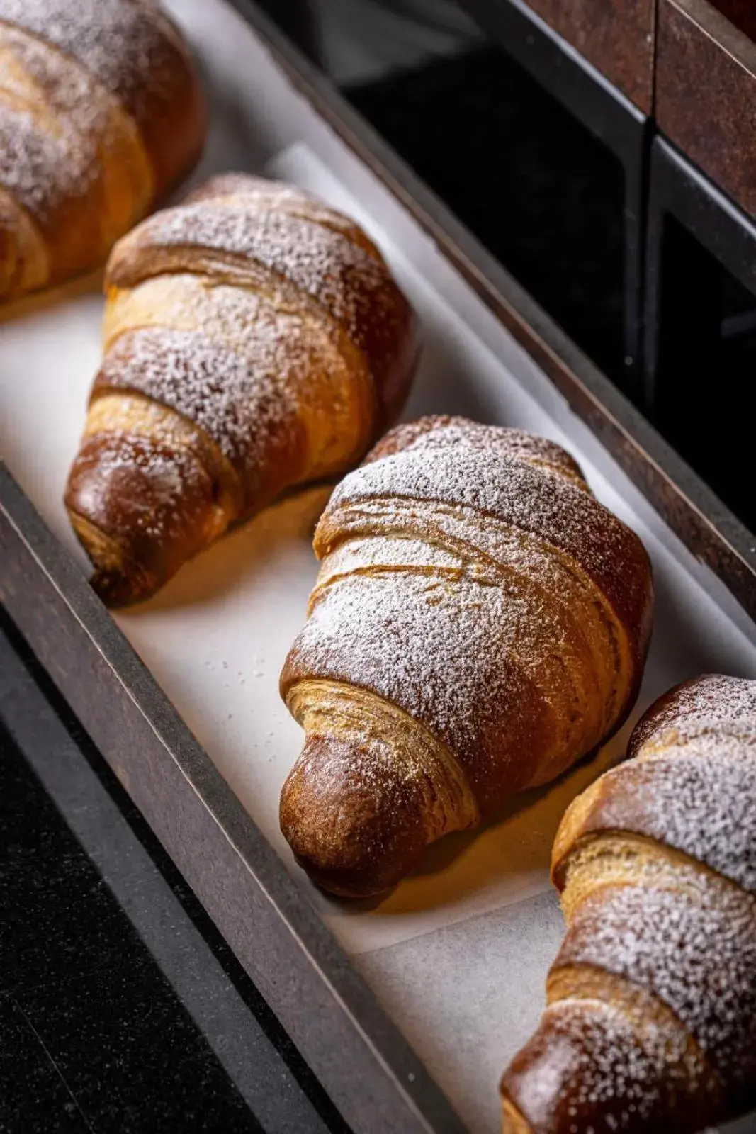 Restaurant/places to eat in Roma Luxus Hotel Restaurant/places to eat in Roma Luxus Hotel