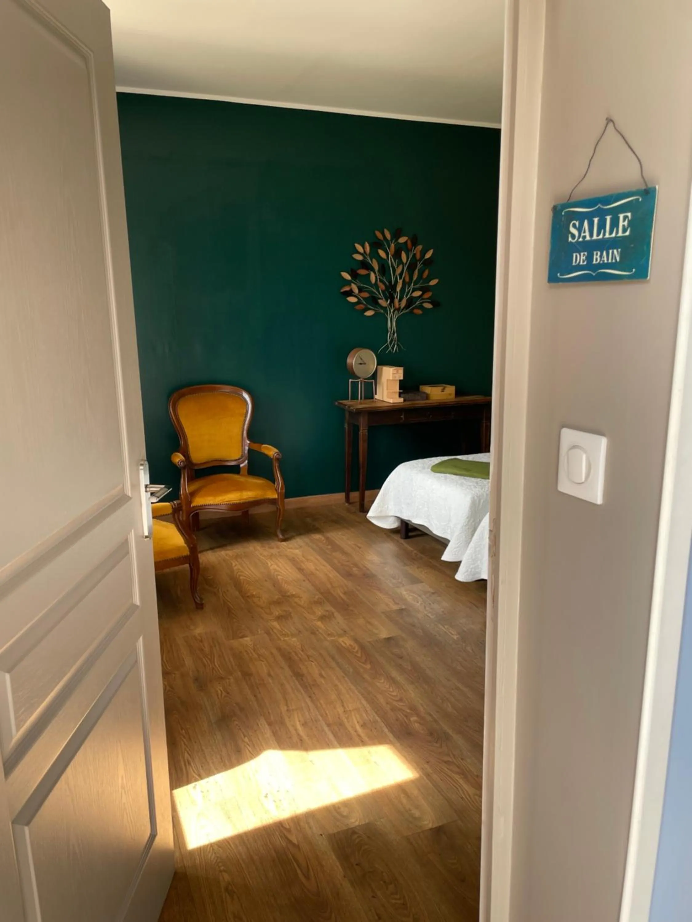 Bed in Au Bois Dormant