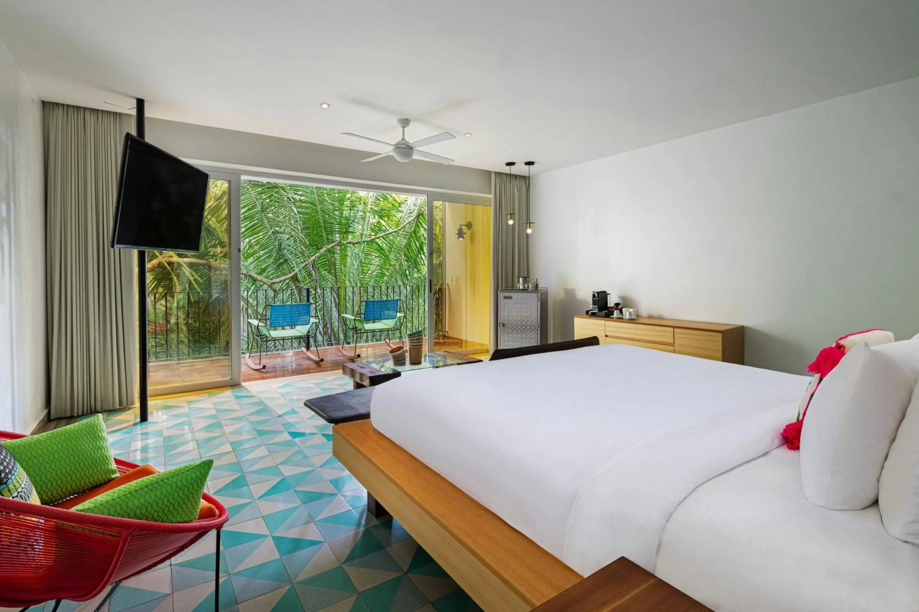 Photo of the whole room, Bed in W Punta de Mita