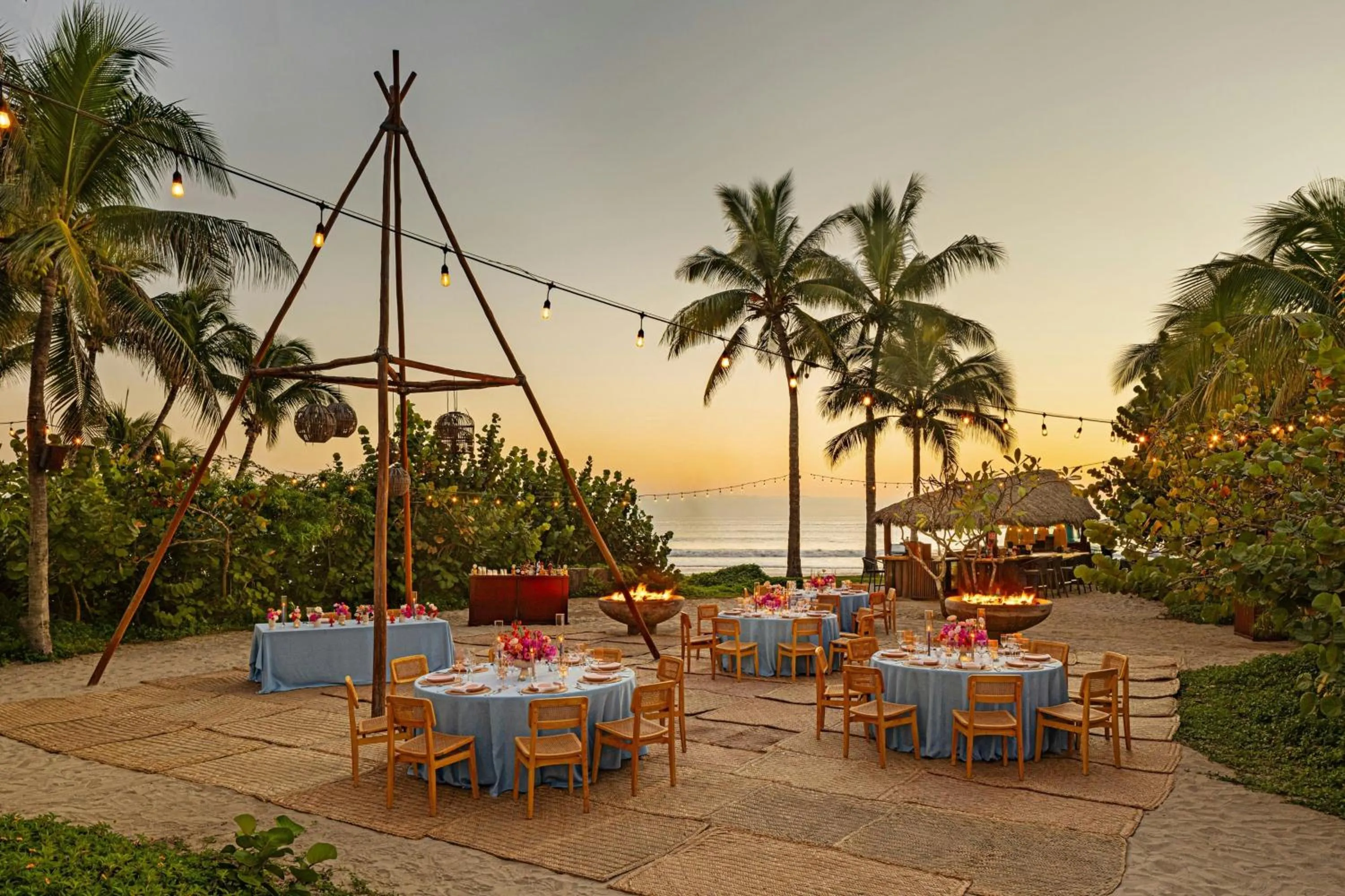 Restaurant/places to eat in W Punta de Mita