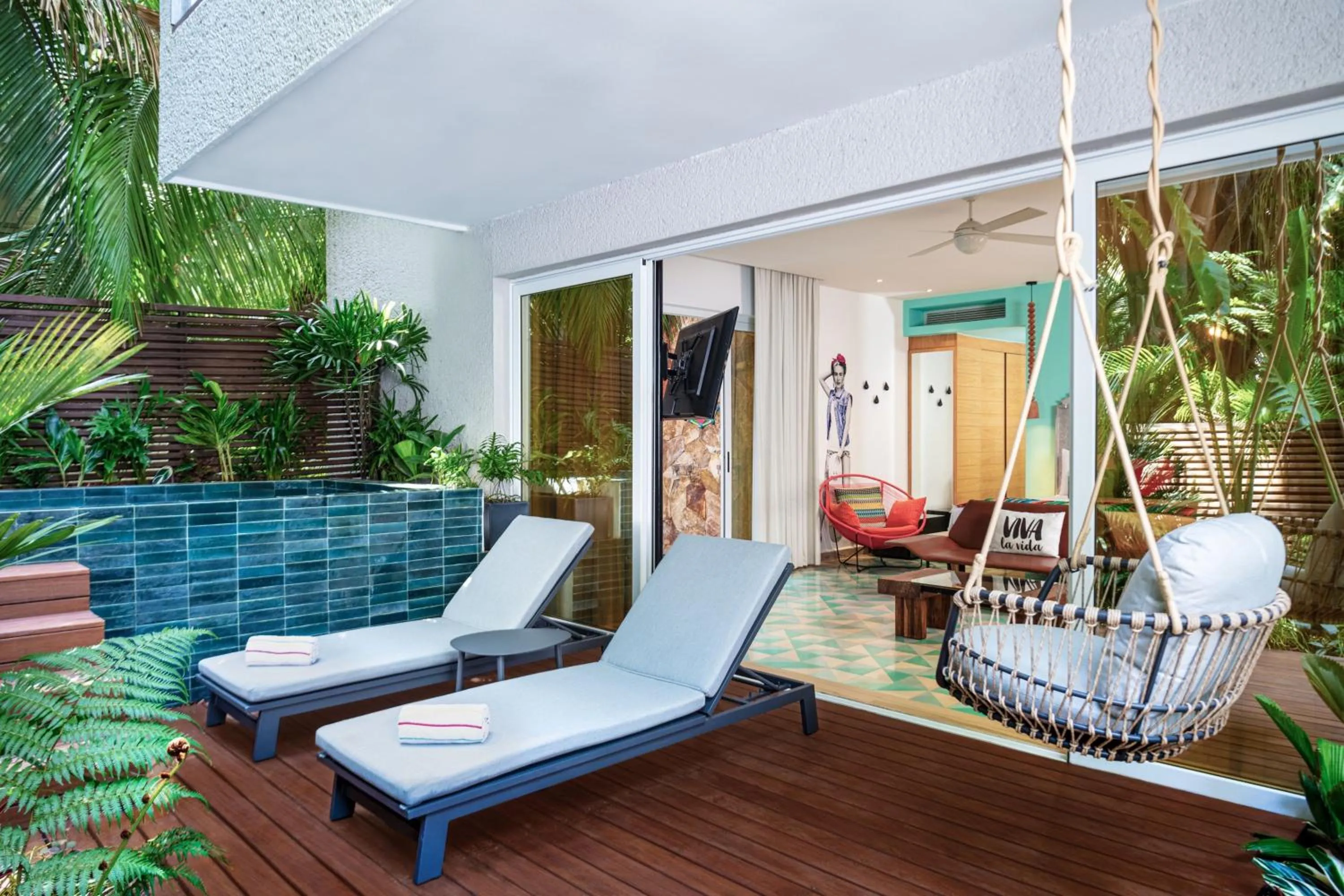 Photo of the whole room in W Punta de Mita