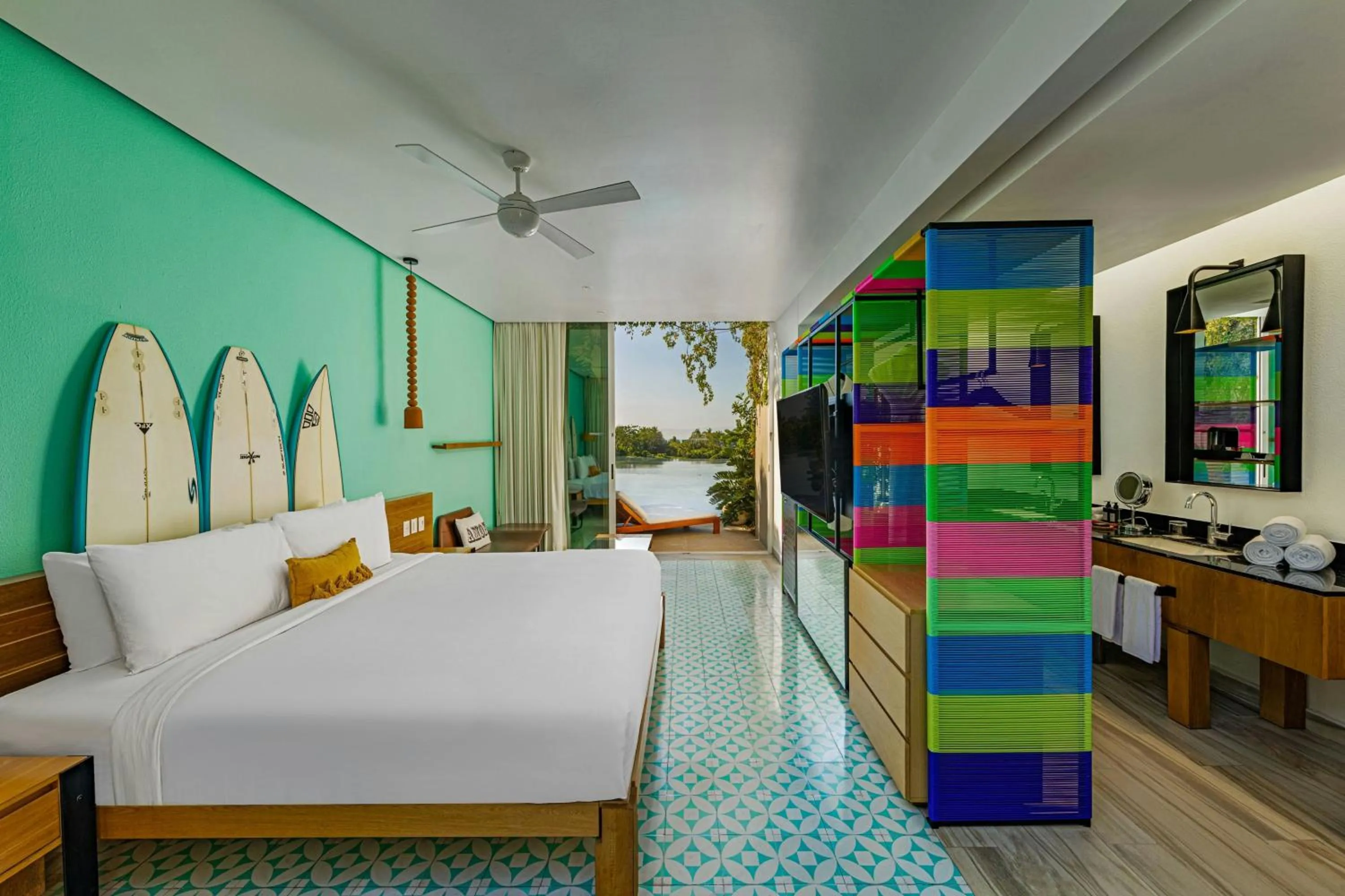 Photo of the whole room, Bed in W Punta de Mita