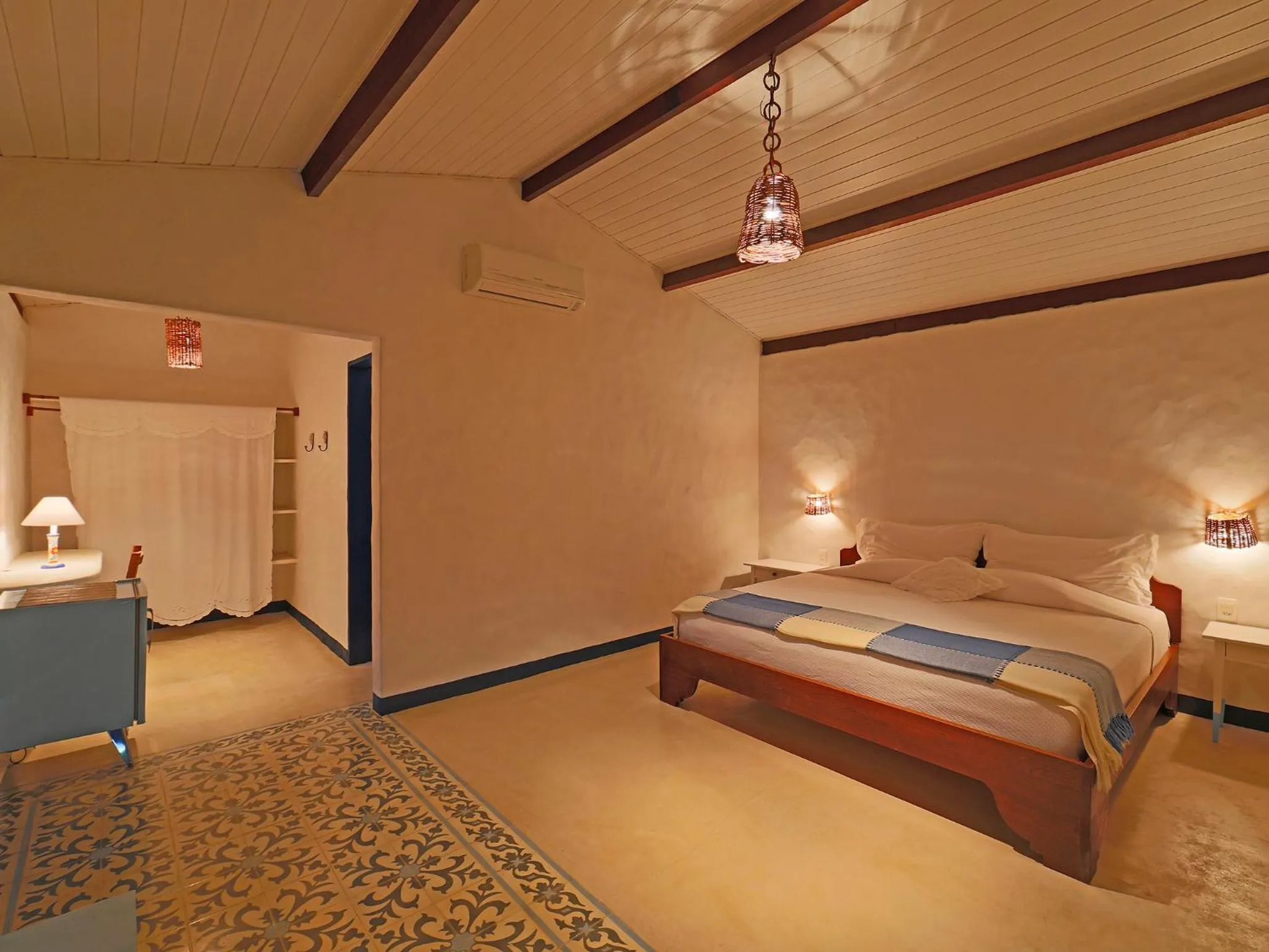 Photo of the whole room, Bed in Pousada Xuê