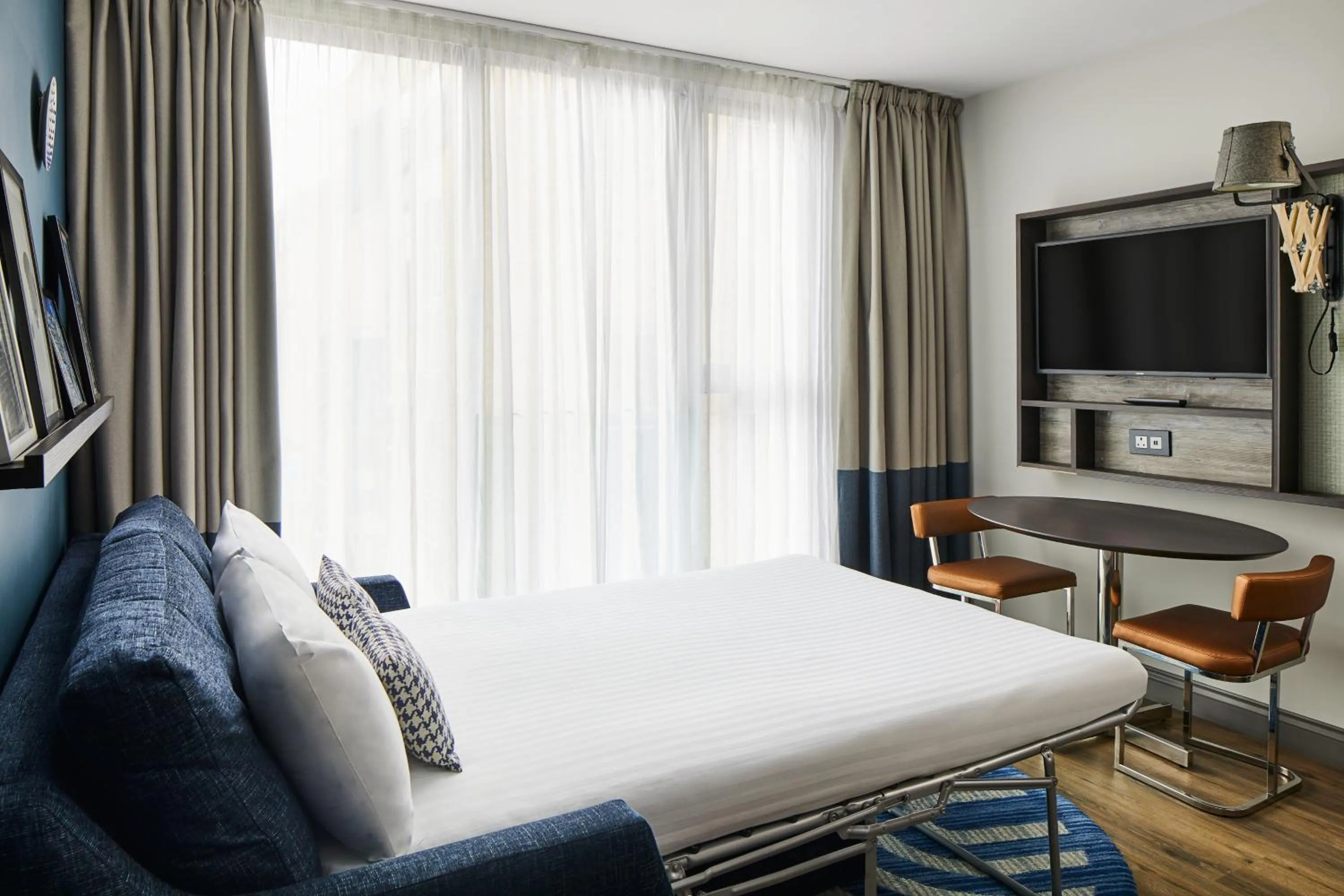 Living room, Bed in Residence Inn by Marriott London Bridge