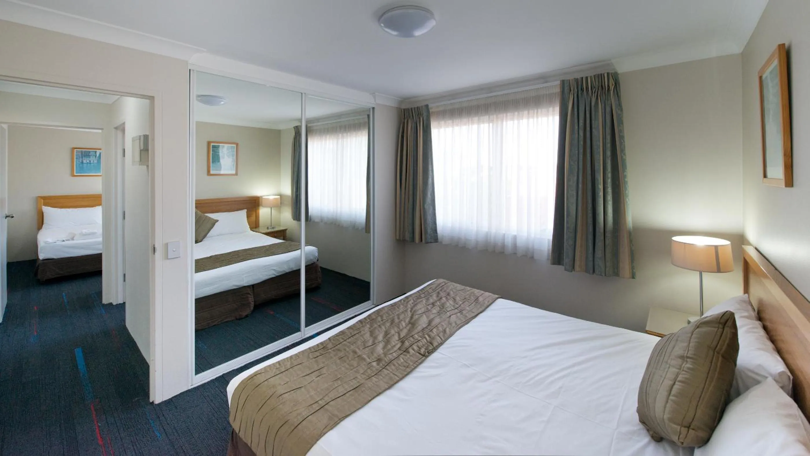 Bedroom, Bed in APX Parramatta