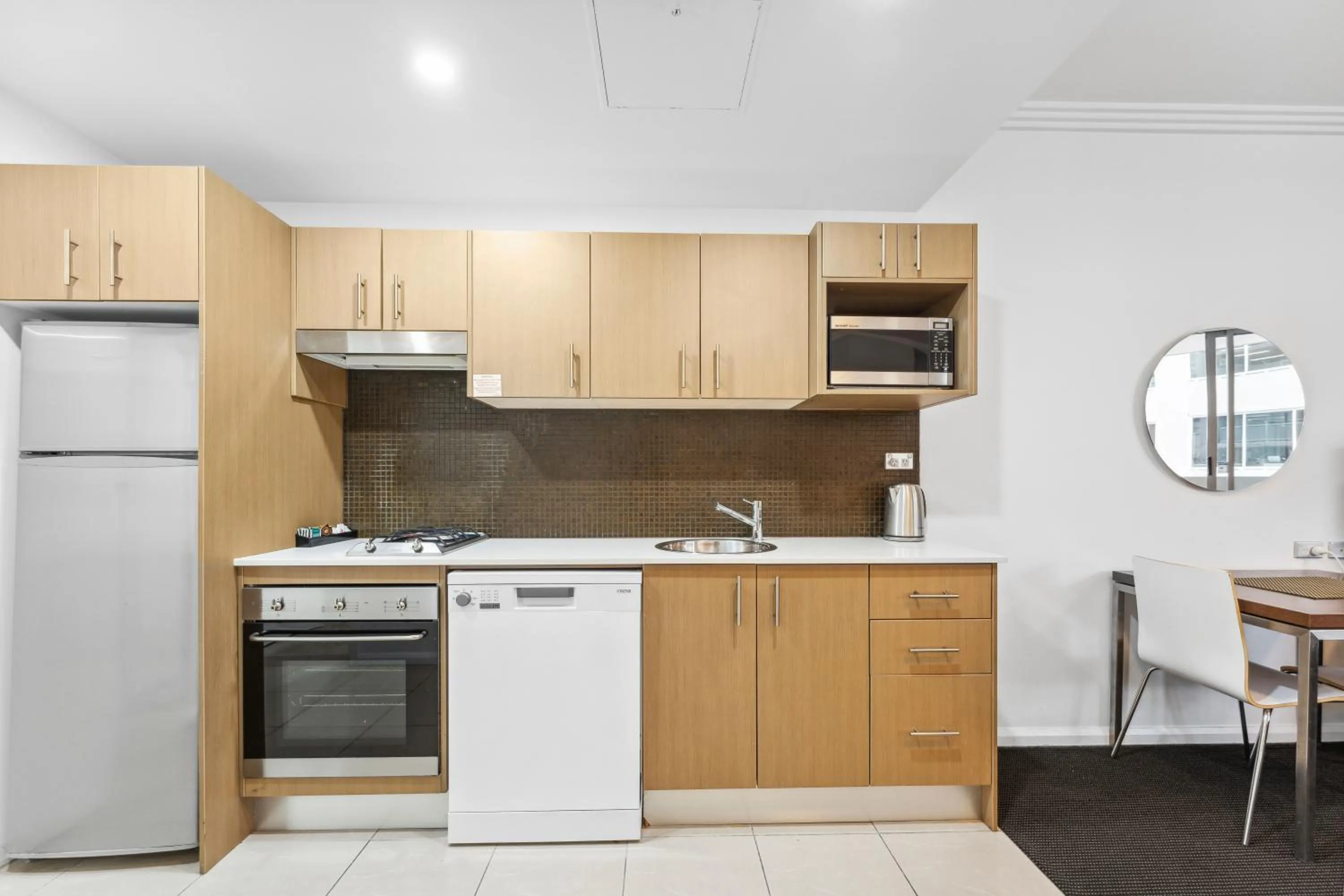 Kitchen or kitchenette in APX World Square