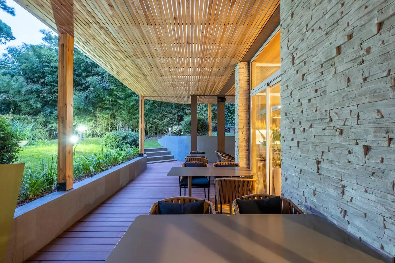 Patio in Suite House Carilo